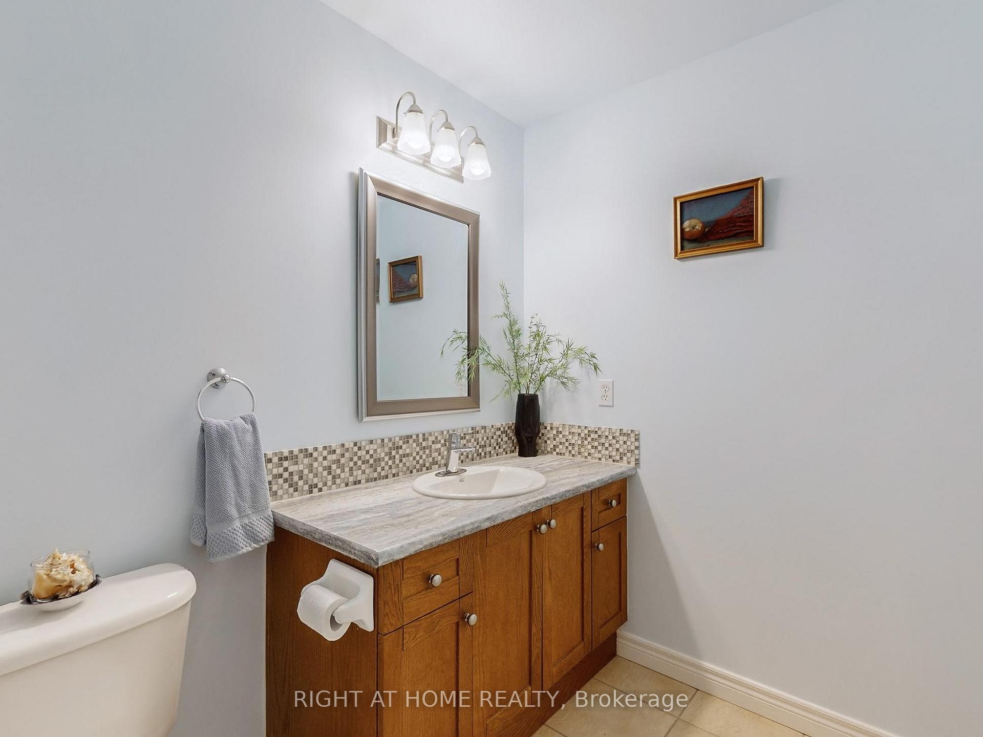 Photo 34 of 124 Peachwood Crescent, Hamilton, Stoney Creek — HOMEH