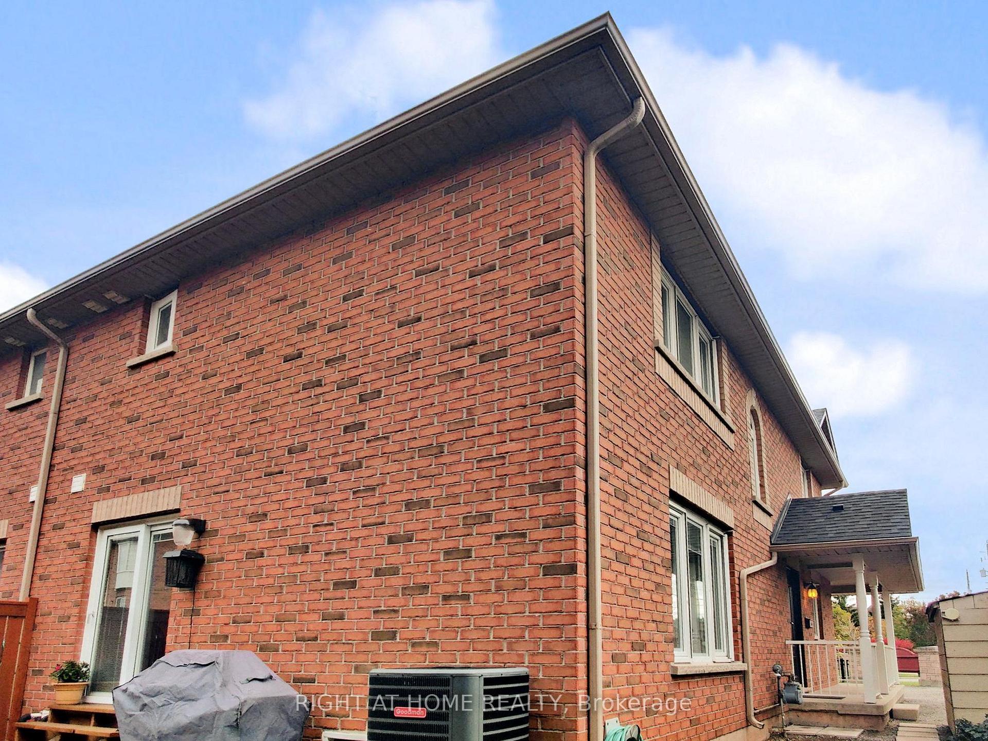 Photo 41 of 124 Peachwood Crescent, Hamilton, Stoney Creek — HOMEH