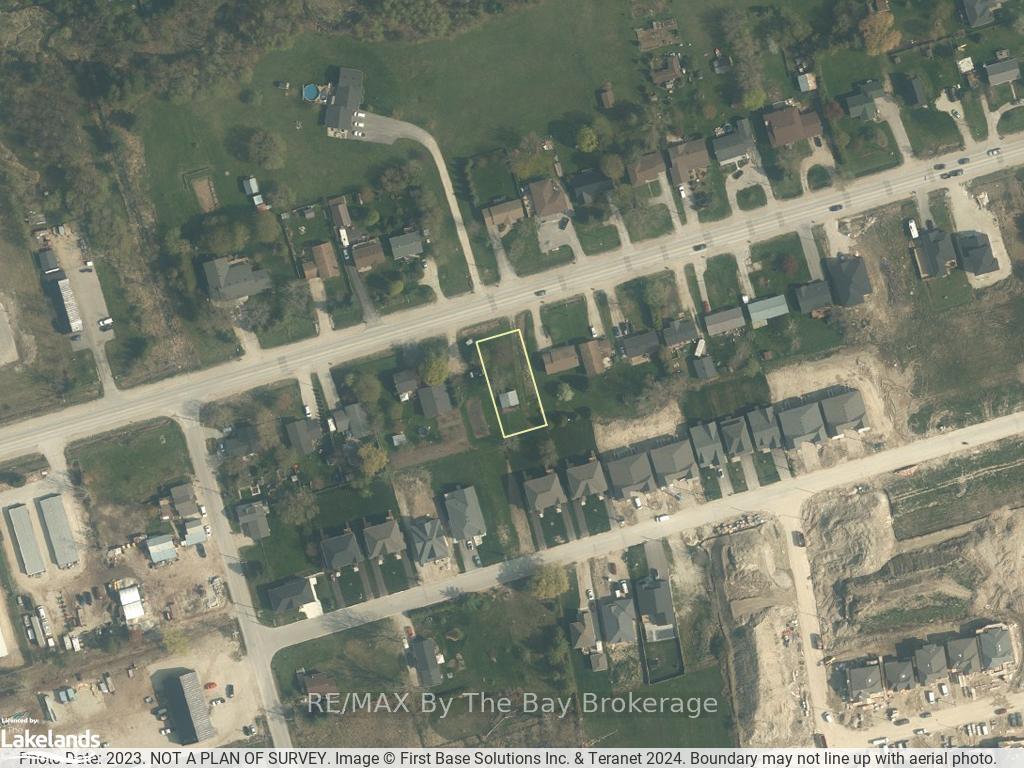 Photo 4 of 7539 County Road 91, Clearview, Stayner — HOMEH