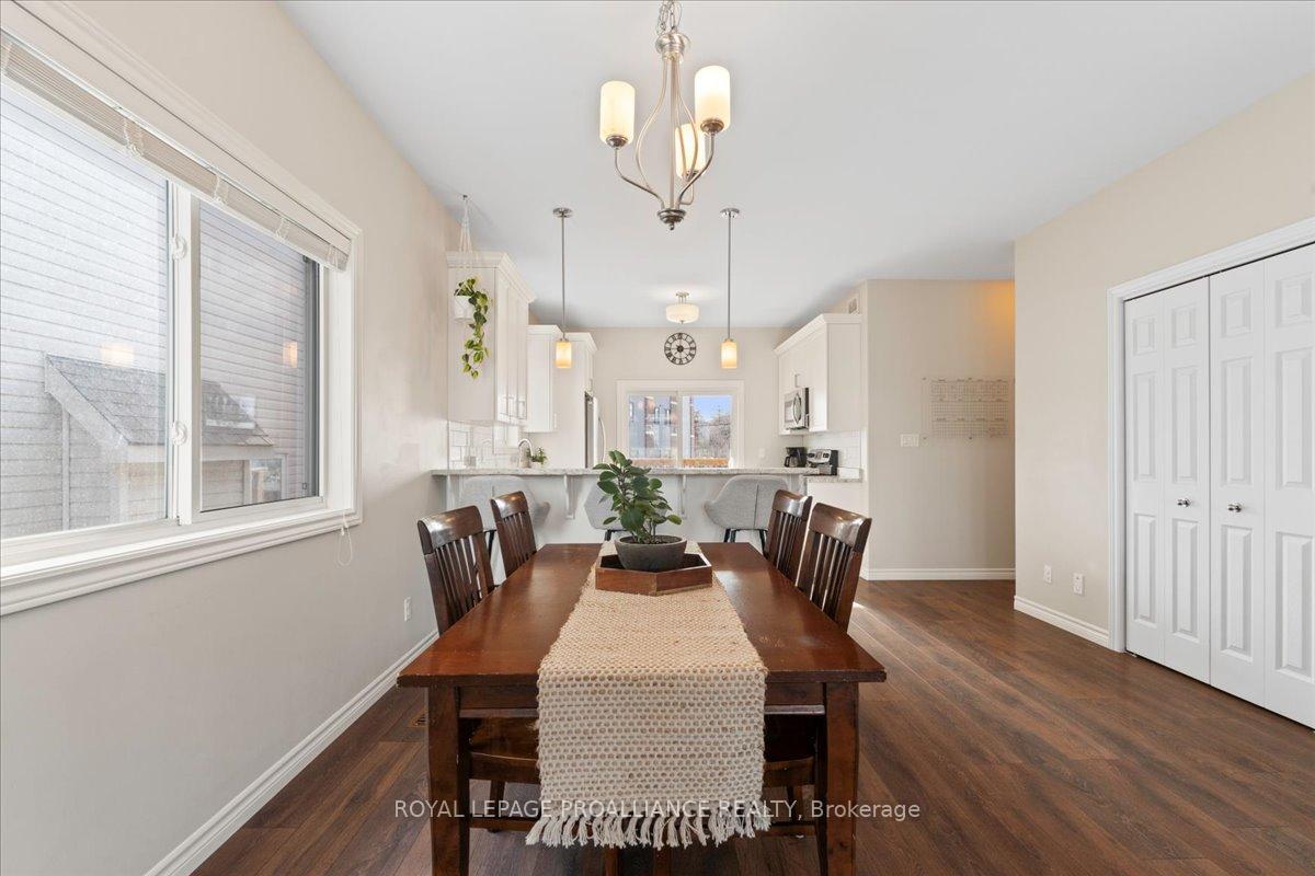 Photo 8 of 334 Cannifton Road N, Belleville, Thurlow Ward — HOMEH