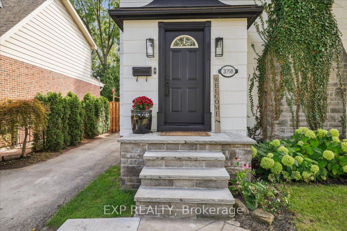 Photo 4 of 2058 Emerald Crescent, Burlington, Brant — HOMEH