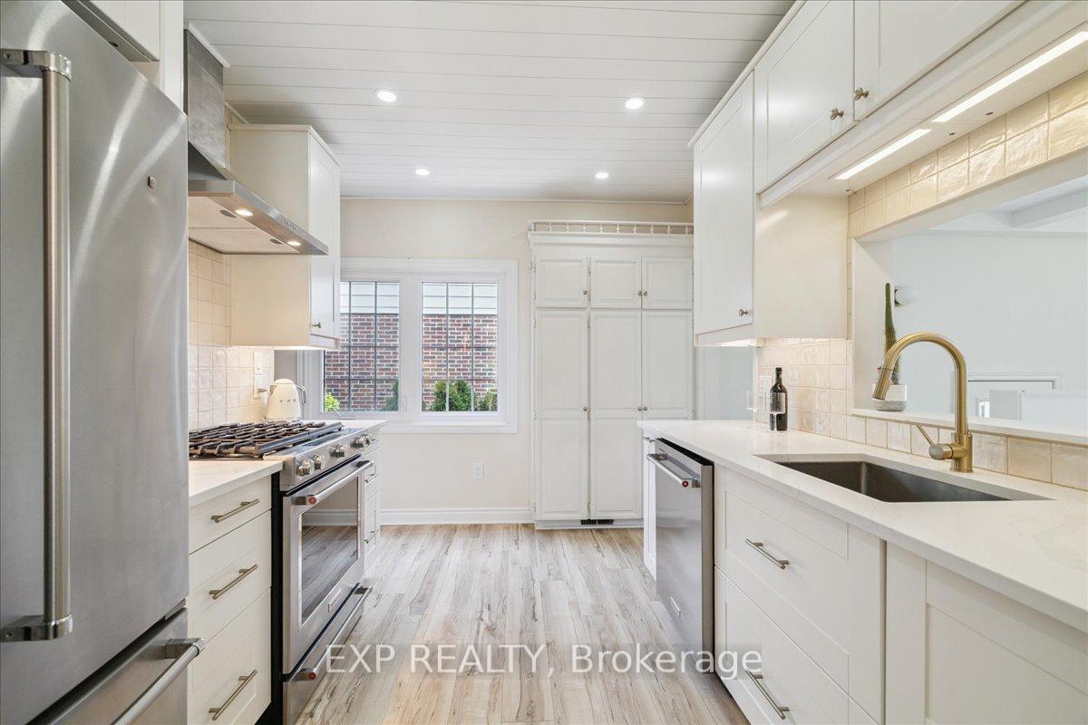 Photo 14 of 2058 Emerald Crescent, Burlington, Brant — HOMEH
