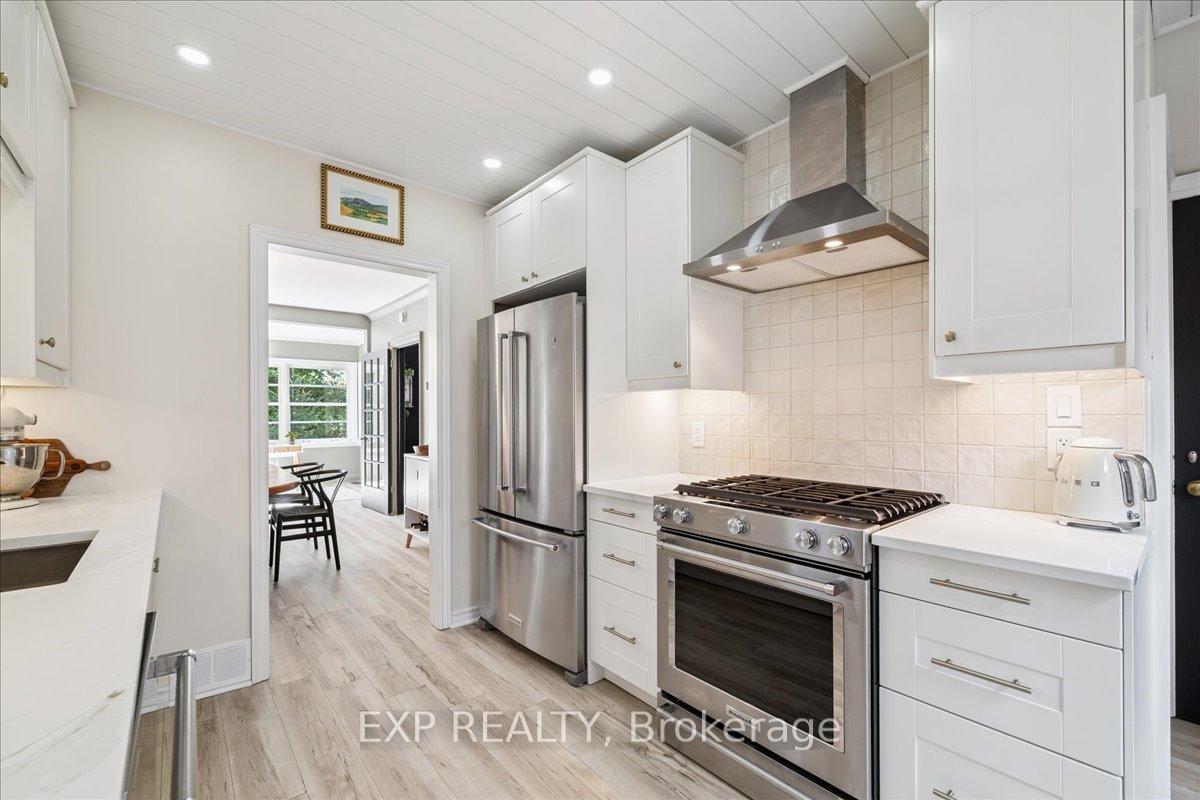Photo 16 of 2058 Emerald Crescent, Burlington, Brant — HOMEH