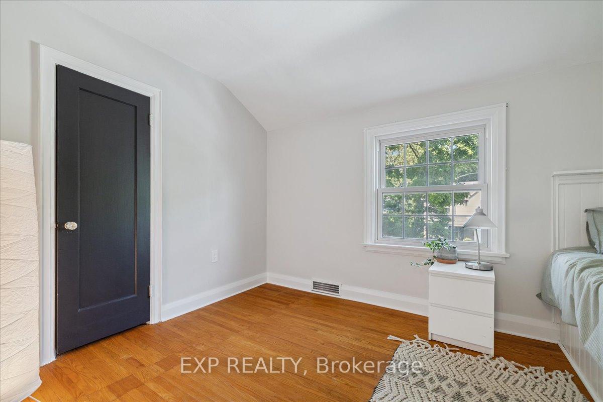 Photo 29 of 2058 Emerald Crescent, Burlington, Brant — HOMEH
