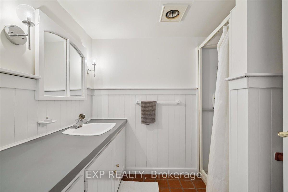 Photo 32 of 2058 Emerald Crescent, Burlington, Brant — HOMEH