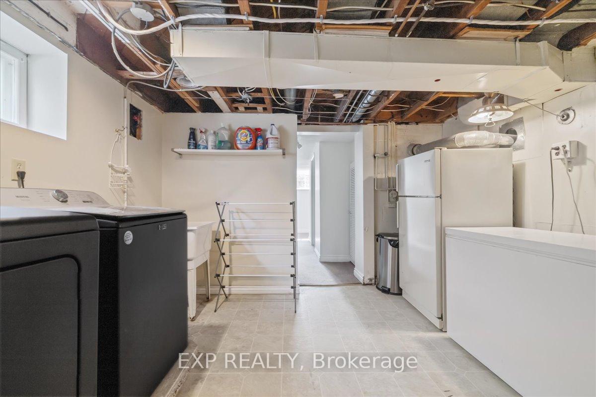 Photo 33 of 2058 Emerald Crescent, Burlington, Brant — HOMEH