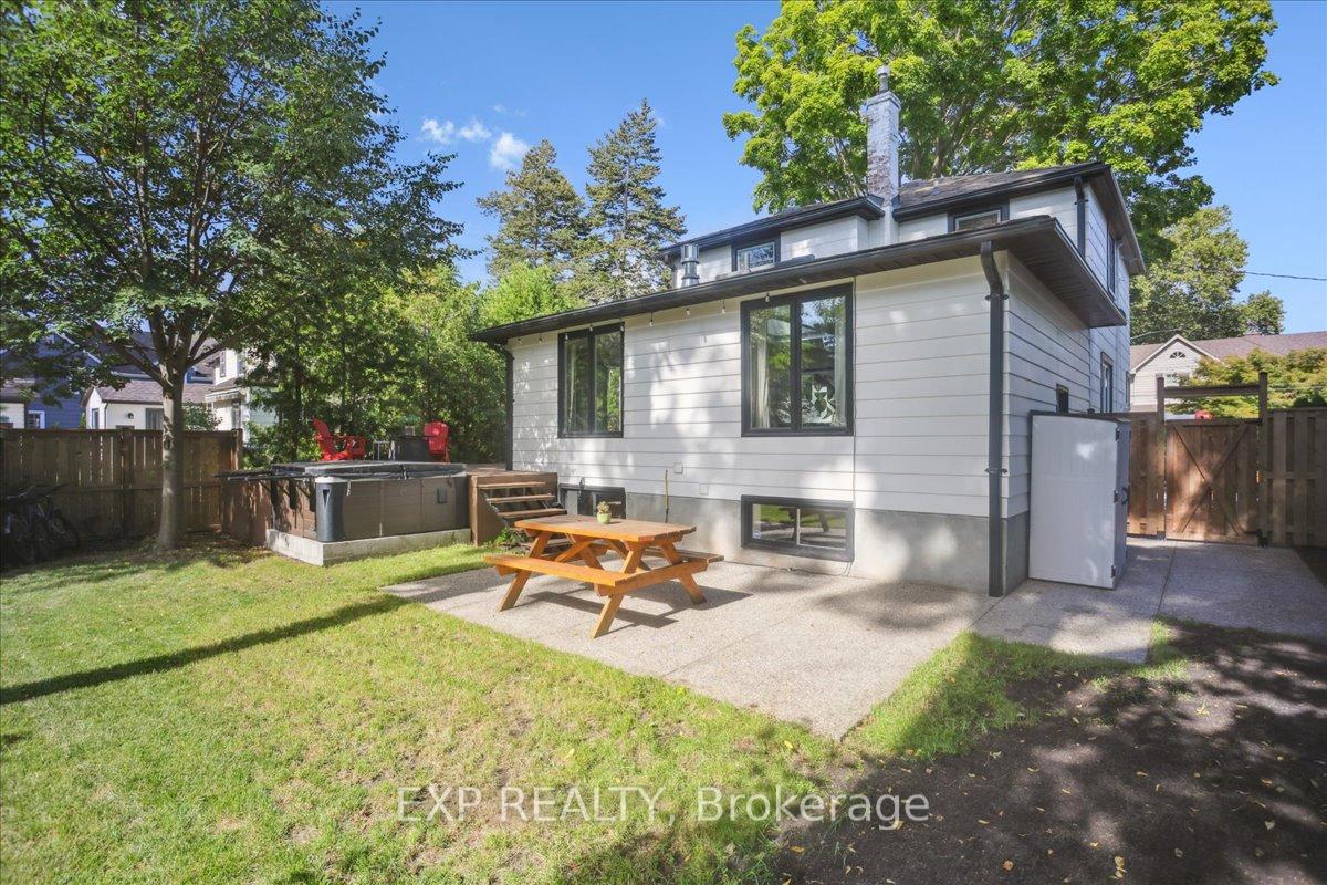 Photo 38 of 2058 Emerald Crescent, Burlington, Brant — HOMEH