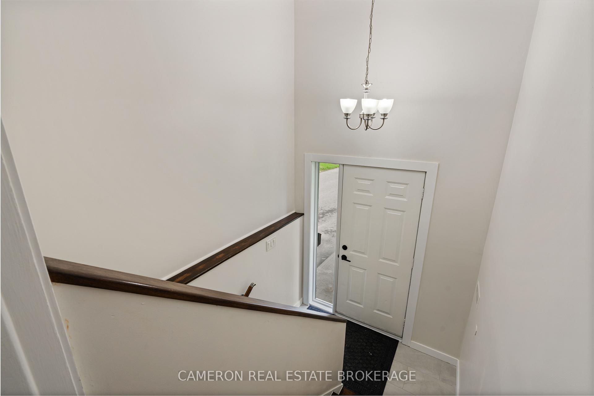 Photo 3 of 3116 Northdale Drive, Cornwall — HOMEH