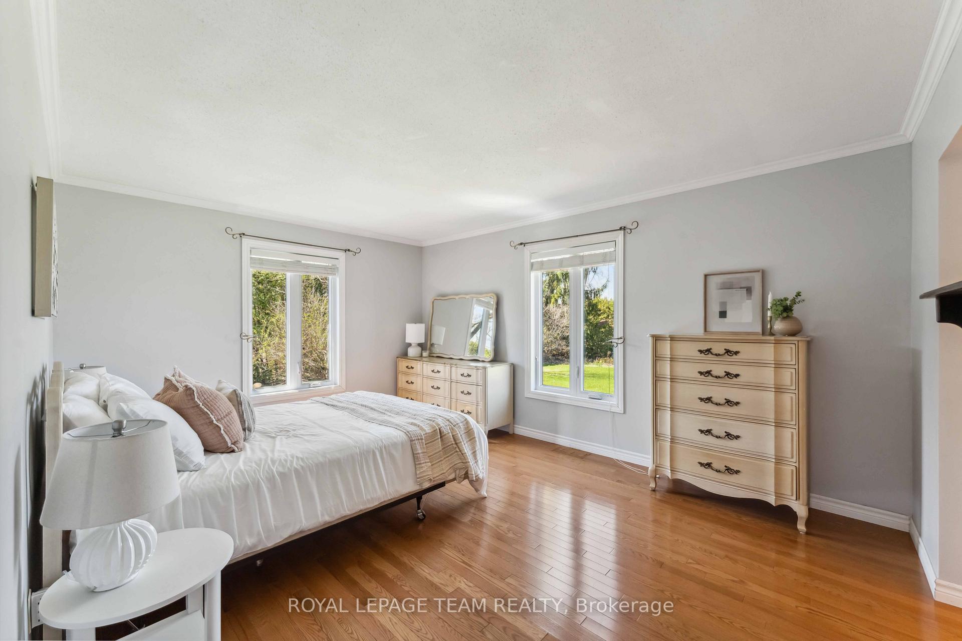 Photo 12 of 1322 Johnston Drive, Ottawa, Greely — HOMEH