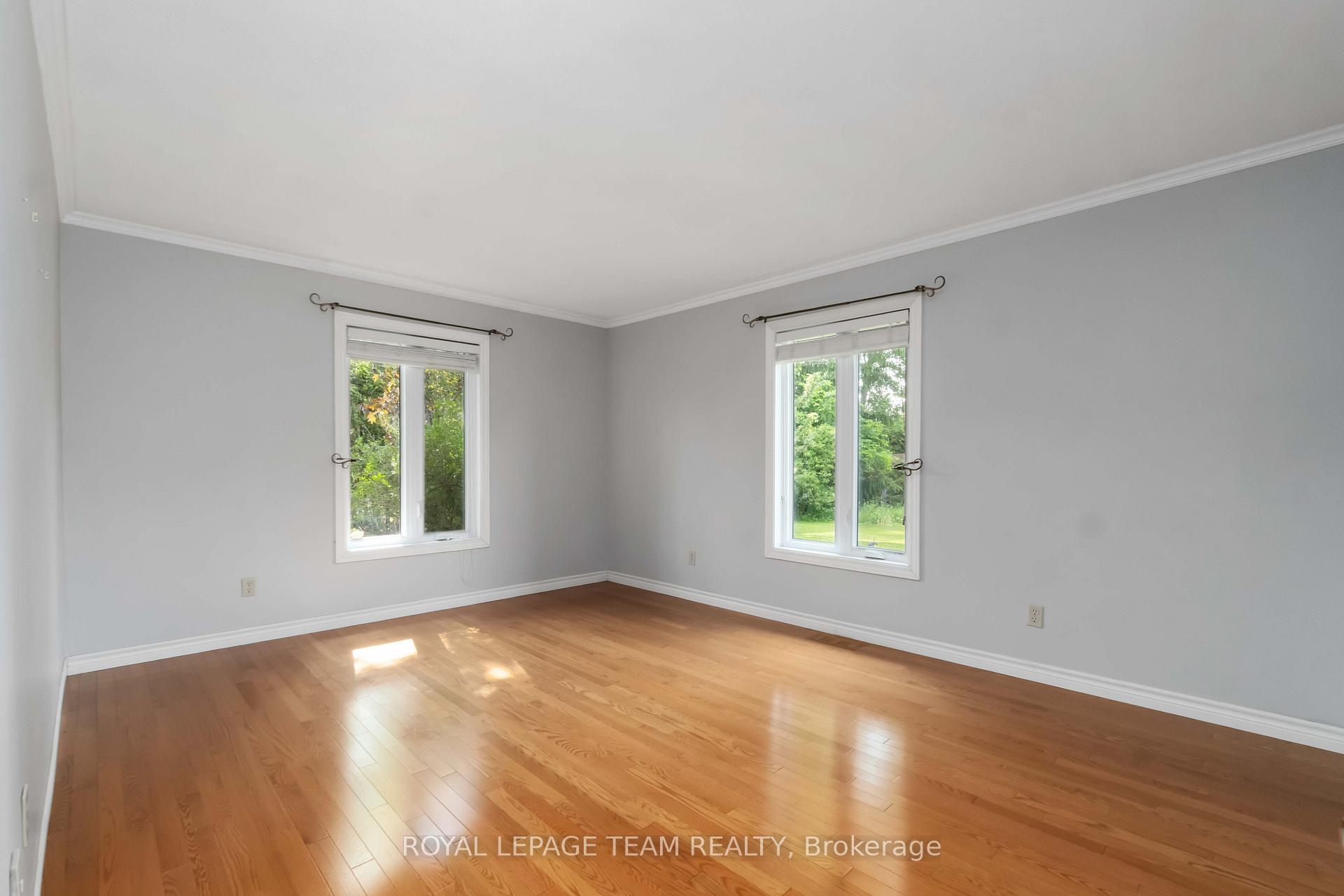 Photo 13 of 1322 Johnston Drive, Ottawa, Greely — HOMEH