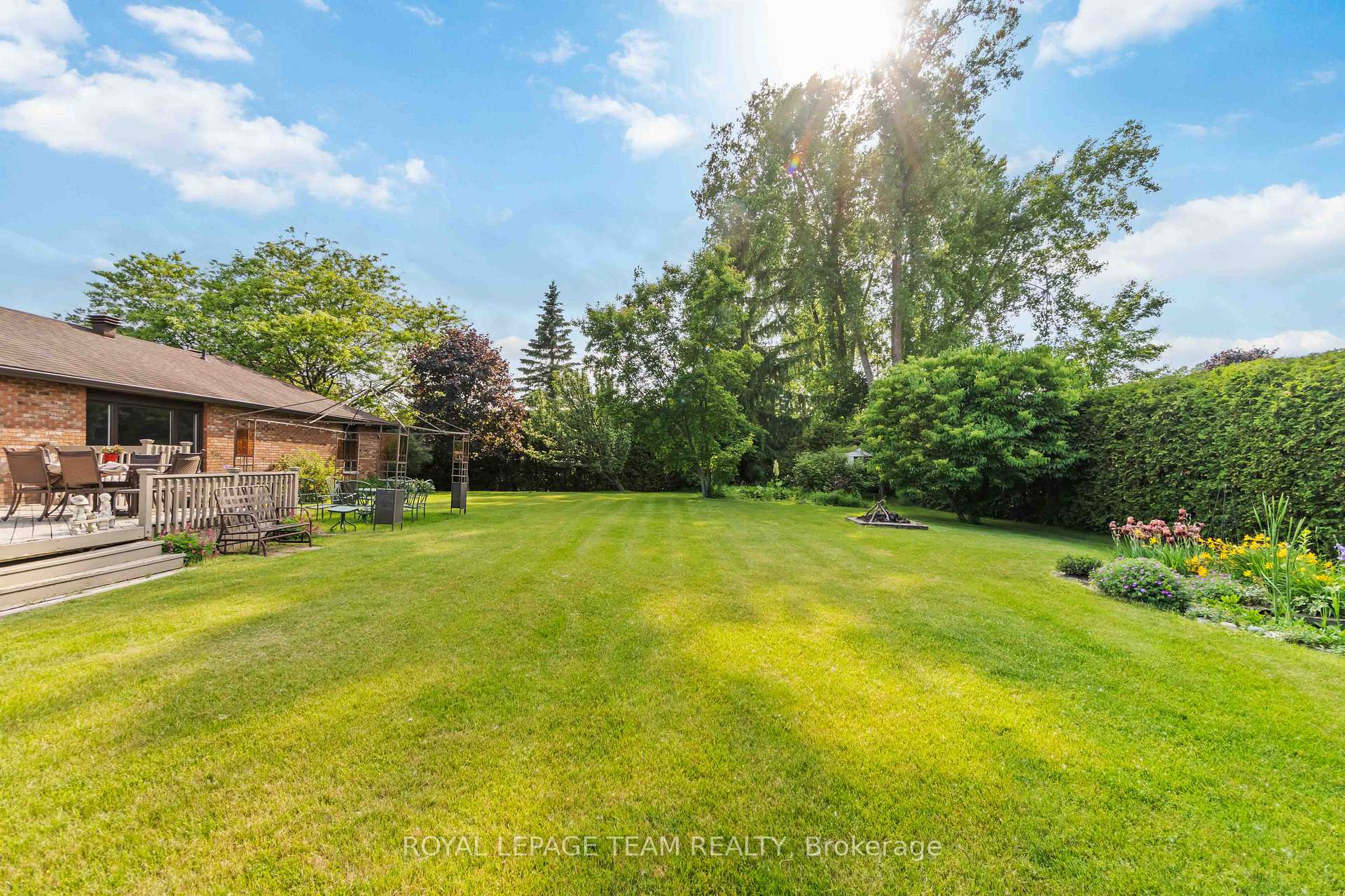 Photo 32 of 1322 Johnston Drive, Ottawa, Greely — HOMEH