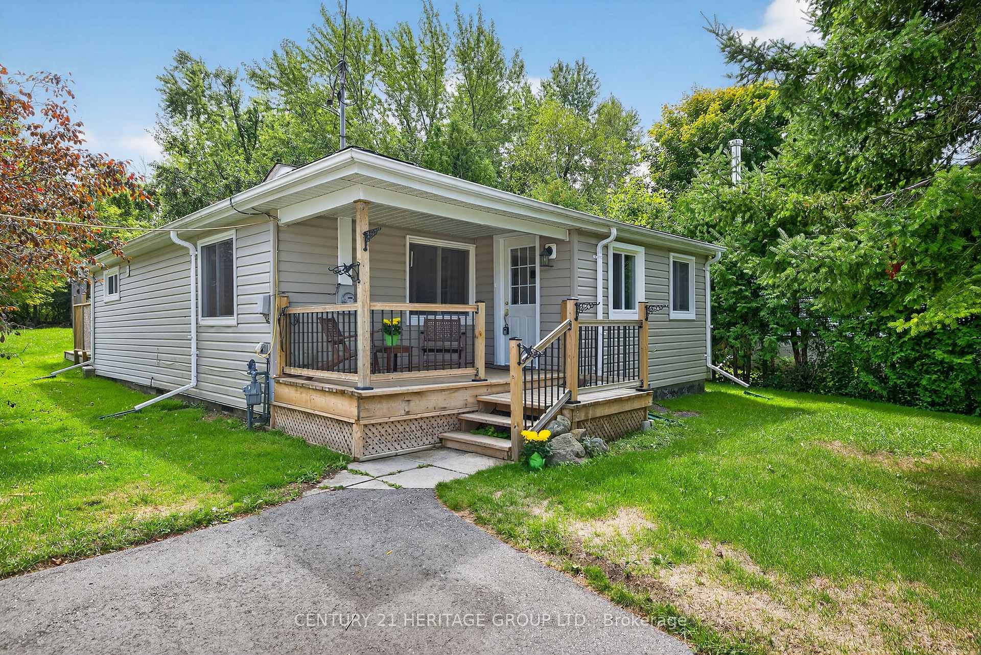 Photo 1 of 67 Dorothy Avenue, Georgina, Sutton & Jackson's Point — HOMEH