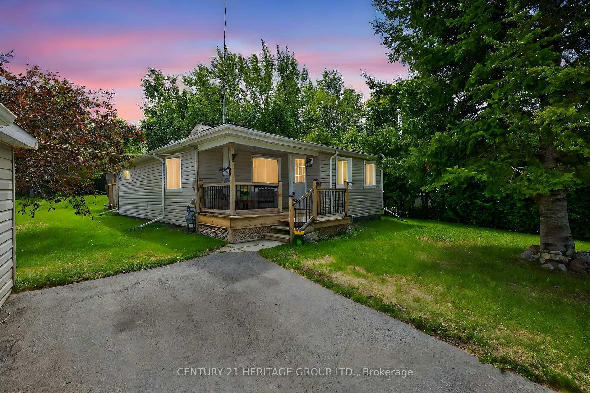 Photo 4 of 67 Dorothy Avenue, Georgina, Sutton & Jackson's Point — HOMEH
