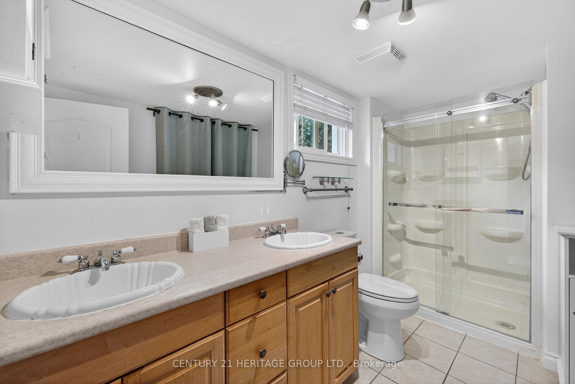 Photo 16 of 67 Dorothy Avenue, Georgina, Sutton & Jackson's Point — HOMEH