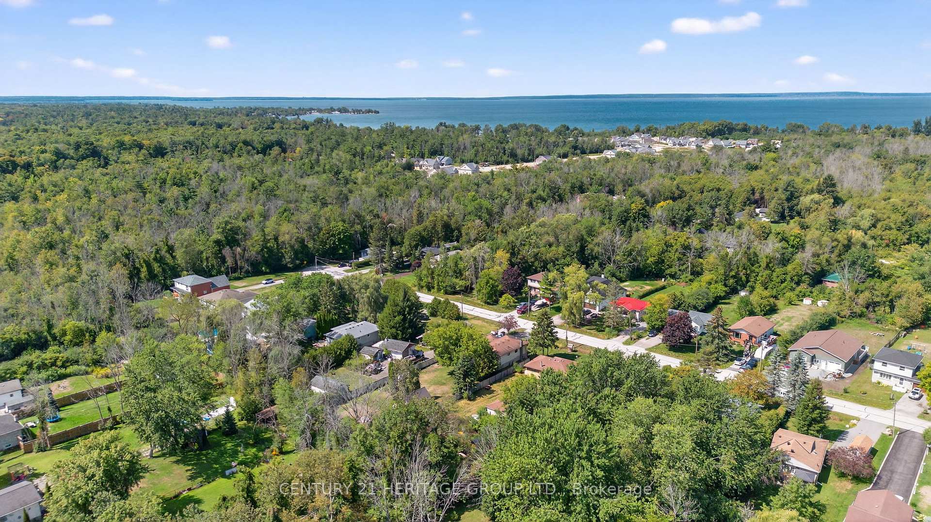 Photo 25 of 67 Dorothy Avenue, Georgina, Sutton & Jackson's Point — HOMEH