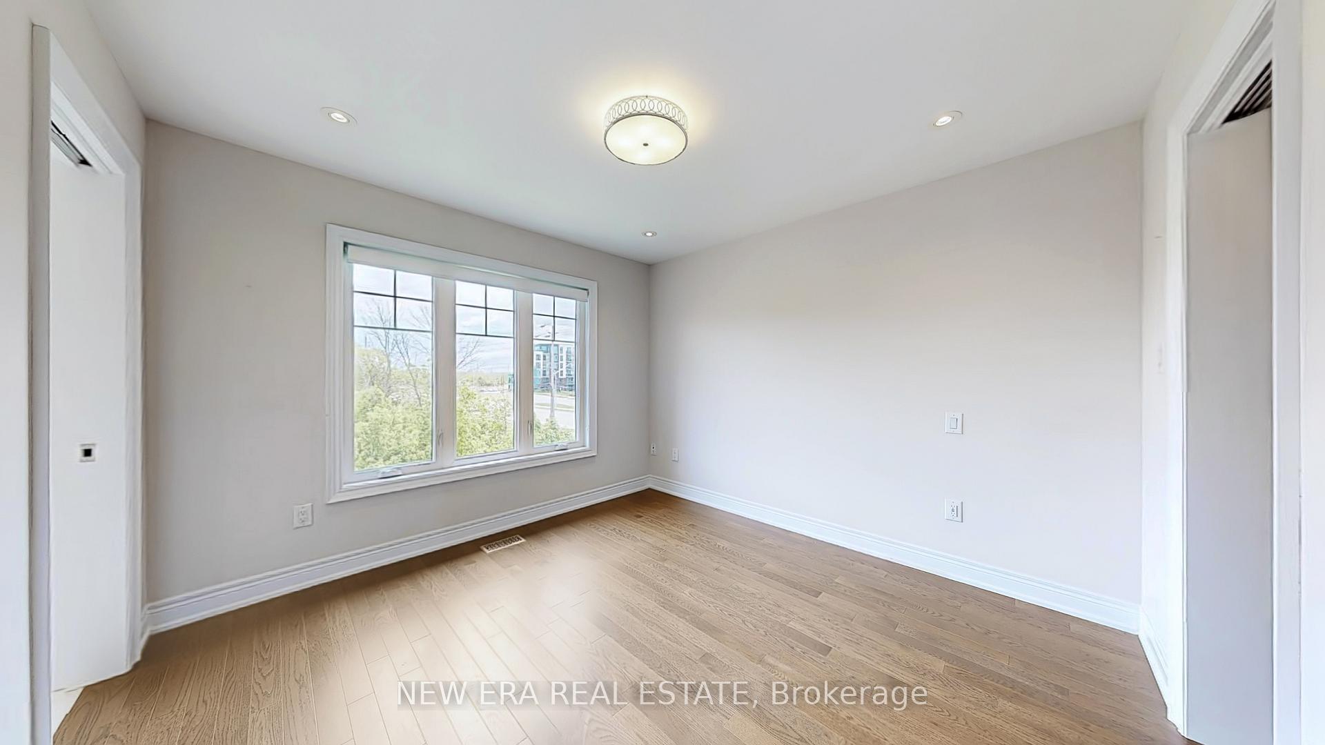 Photo 20 of 4 Place Polonaise Drive, Grimsby, Grimsby Beach — HOMEH