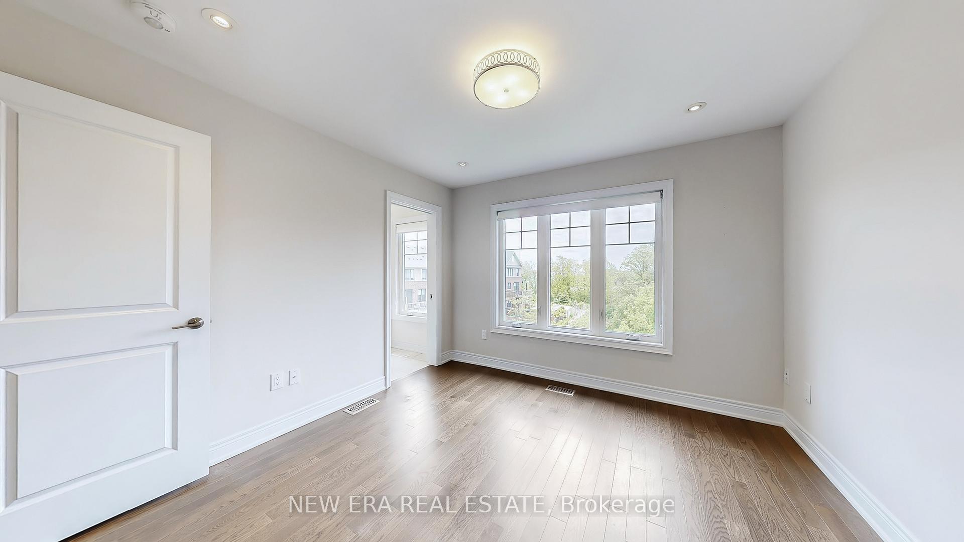 Photo 21 of 4 Place Polonaise Drive, Grimsby, Grimsby Beach — HOMEH