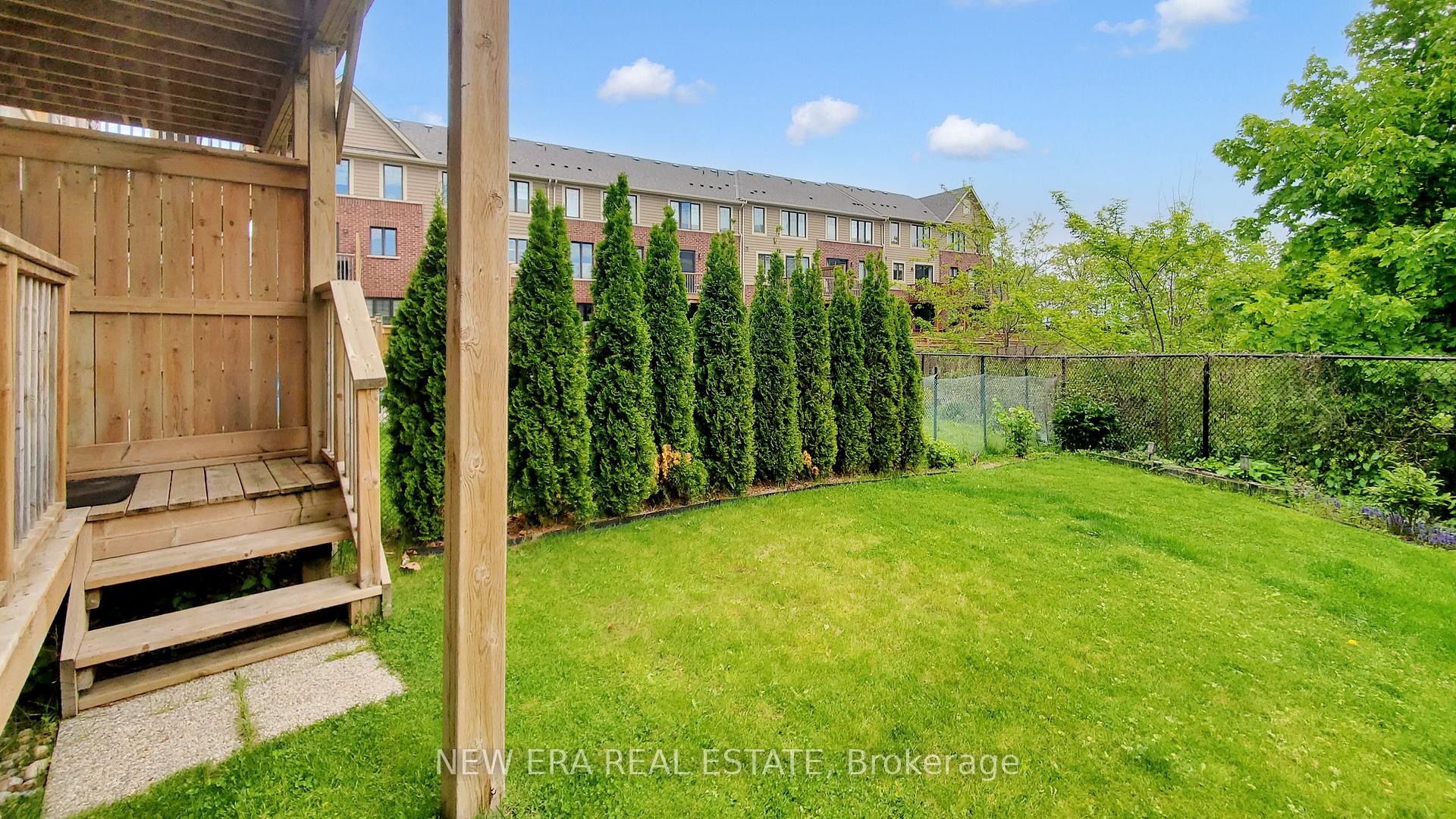 Photo 34 of 4 Place Polonaise Drive, Grimsby, Grimsby Beach — HOMEH