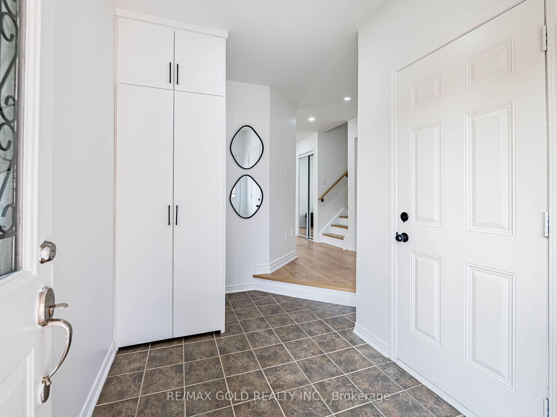 Photo 2 of 151 Albright Road, Brampton, Fletcher's Creek Village — HOMEH