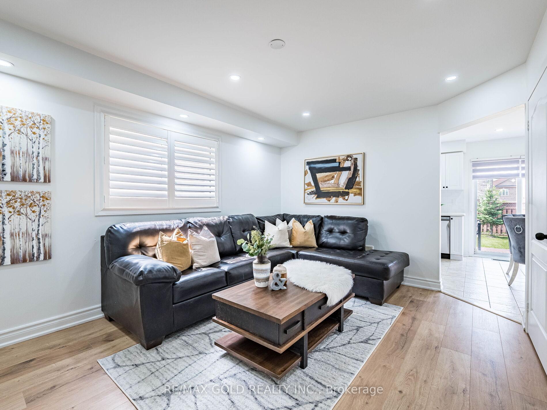 Photo 3 of 151 Albright Road, Brampton, Fletcher's Creek Village — HOMEH