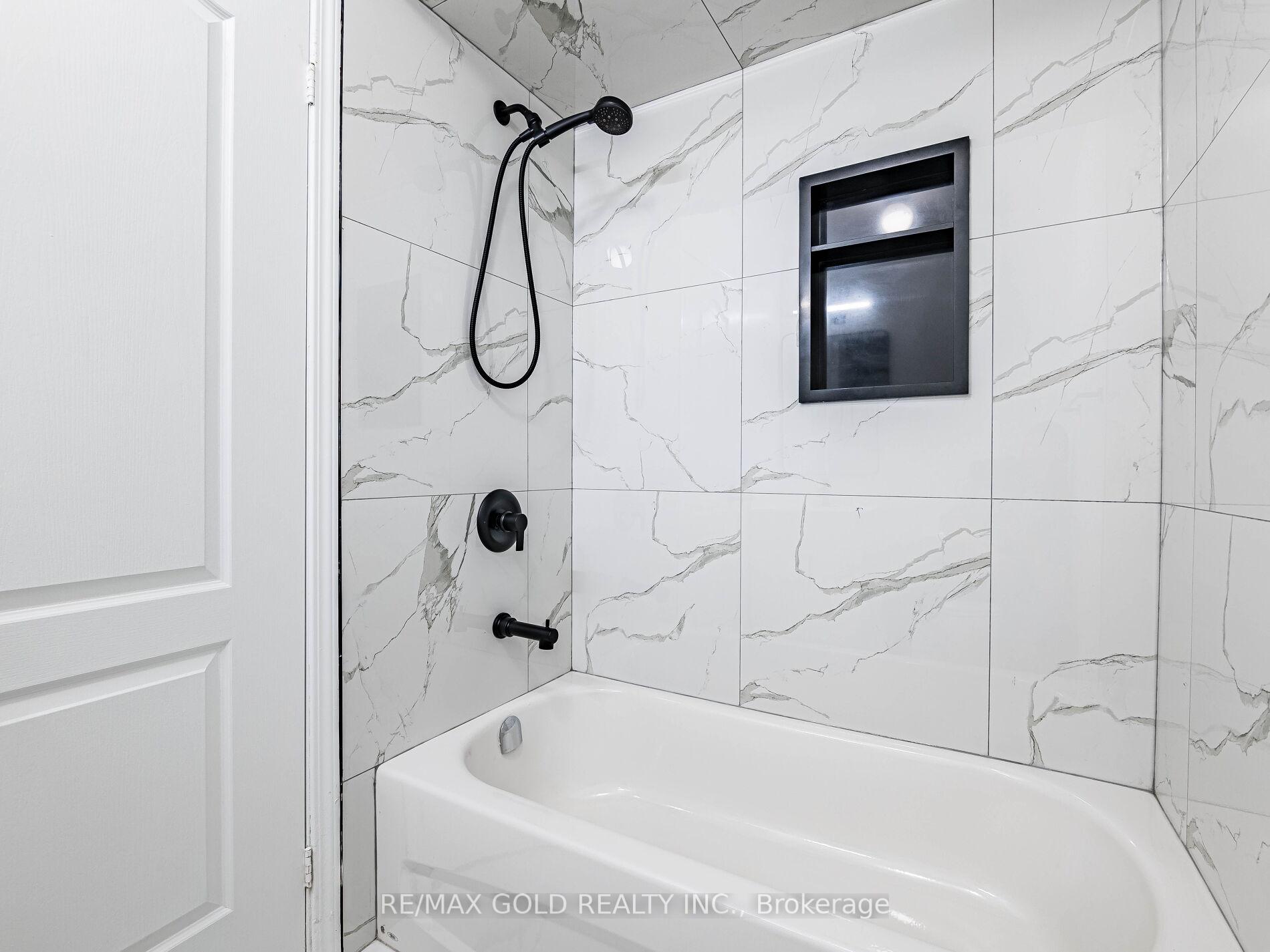 Photo 17 of 151 Albright Road, Brampton, Fletcher's Creek Village — HOMEH