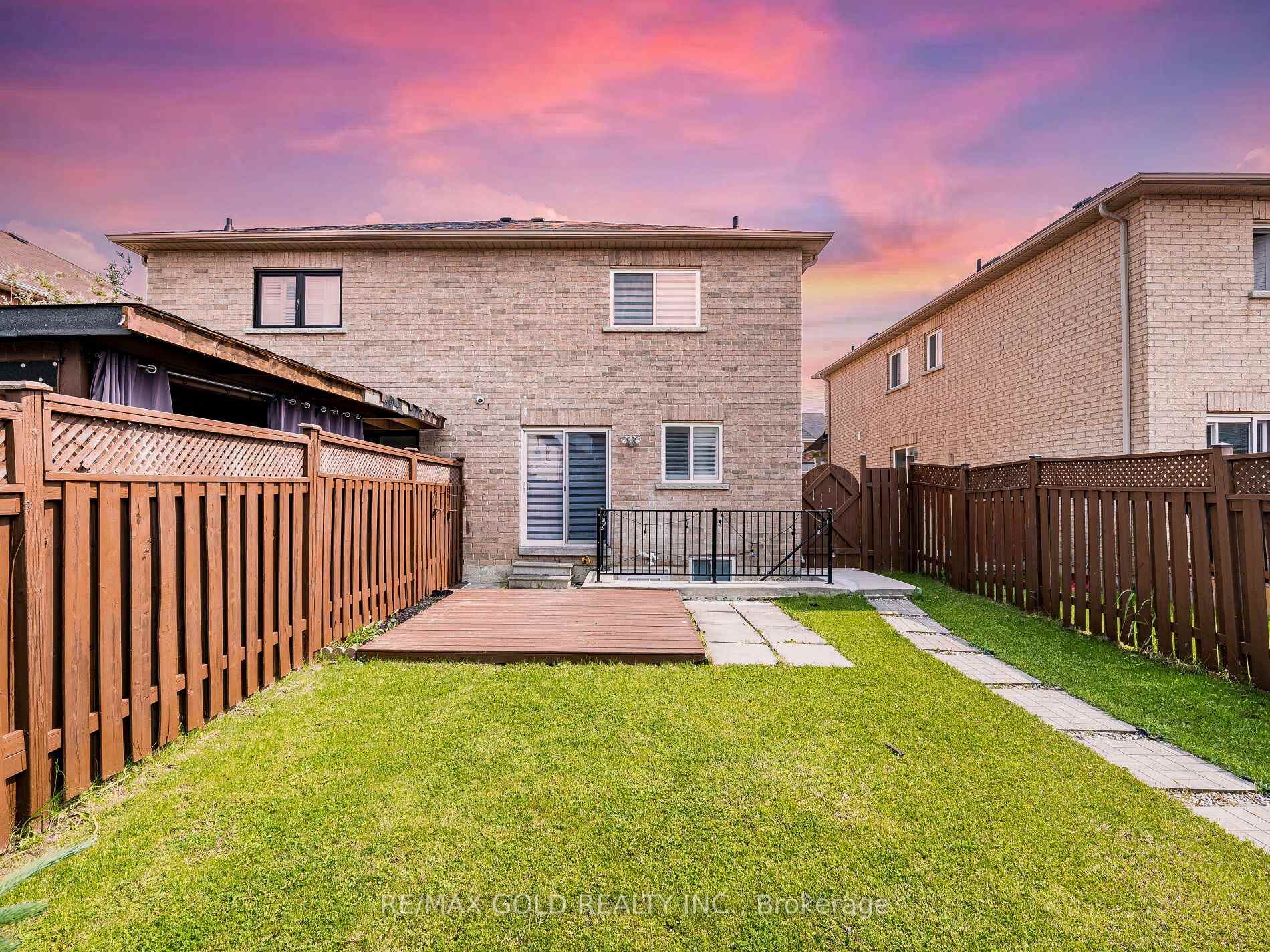 Photo 37 of 151 Albright Road, Brampton, Fletcher's Creek Village — HOMEH