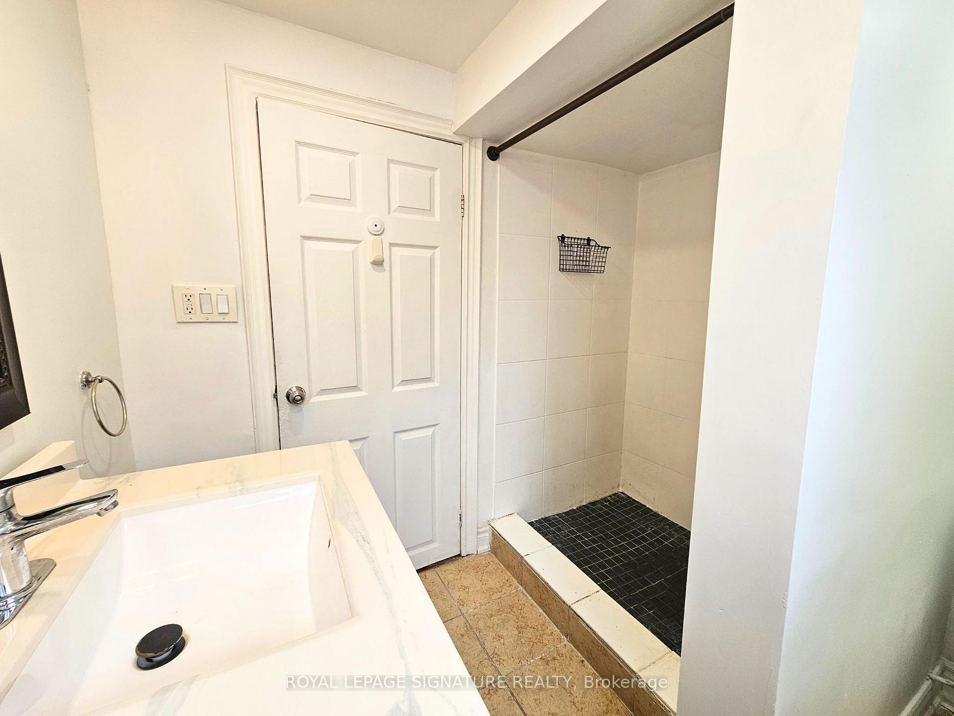 Photo 12 of Unit Lower, 1306 Leighland Road, Burlington, Freeman — HOMEH