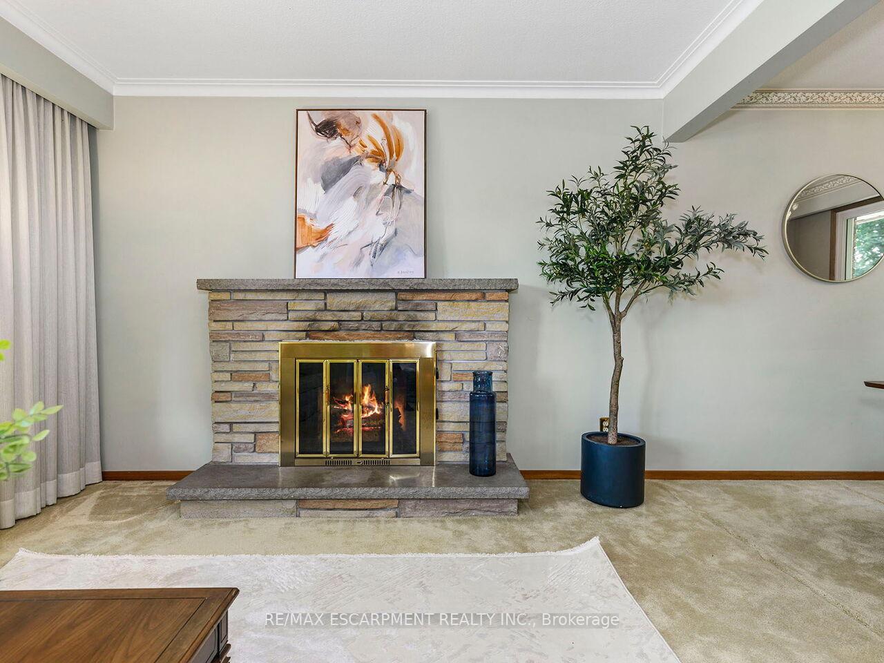 Photo 9 of 289 Cheltenham Road, Burlington, Appleby — HOMEH