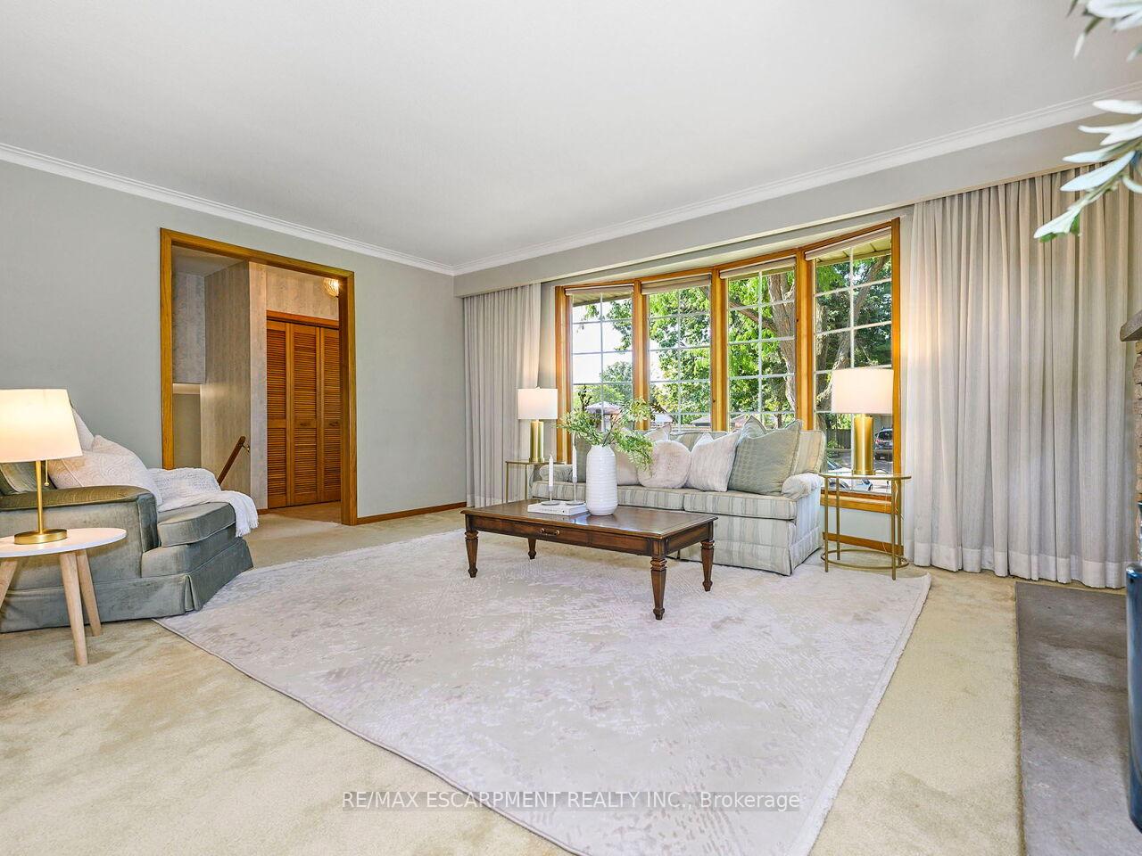 Photo 10 of 289 Cheltenham Road, Burlington, Appleby — HOMEH