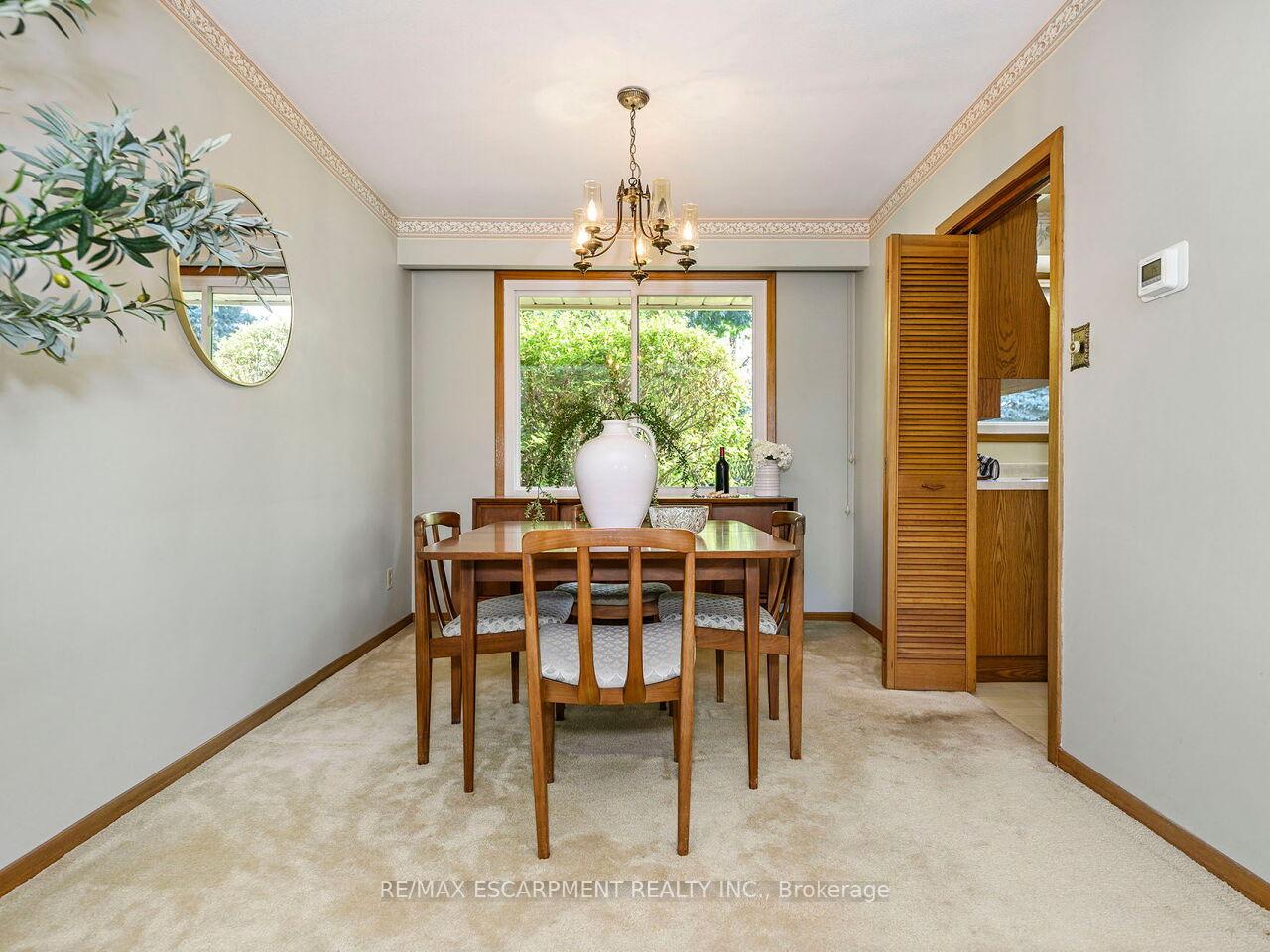 Photo 12 of 289 Cheltenham Road, Burlington, Appleby — HOMEH