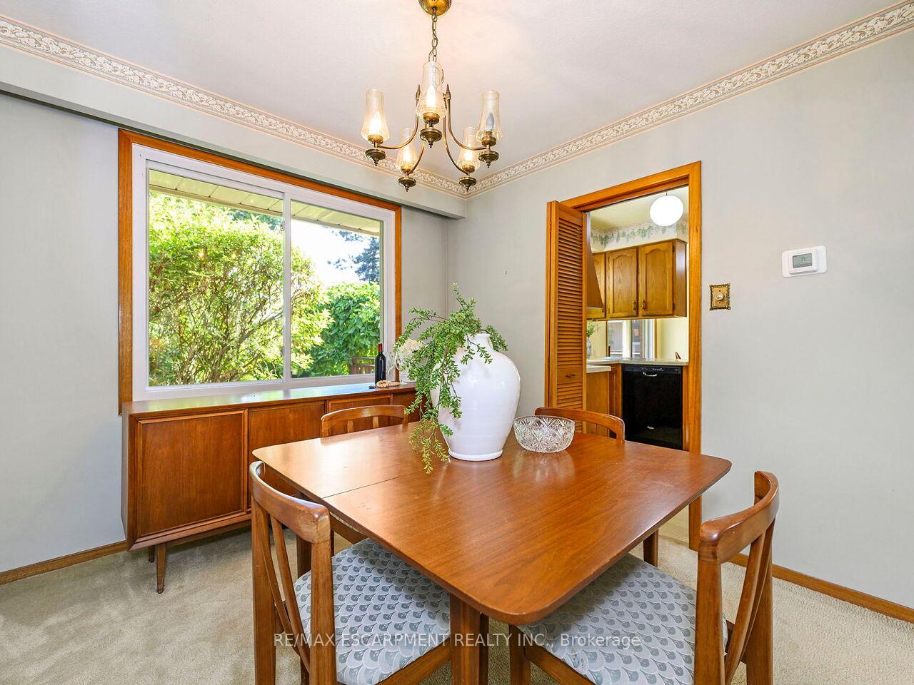 Photo 13 of 289 Cheltenham Road, Burlington, Appleby — HOMEH