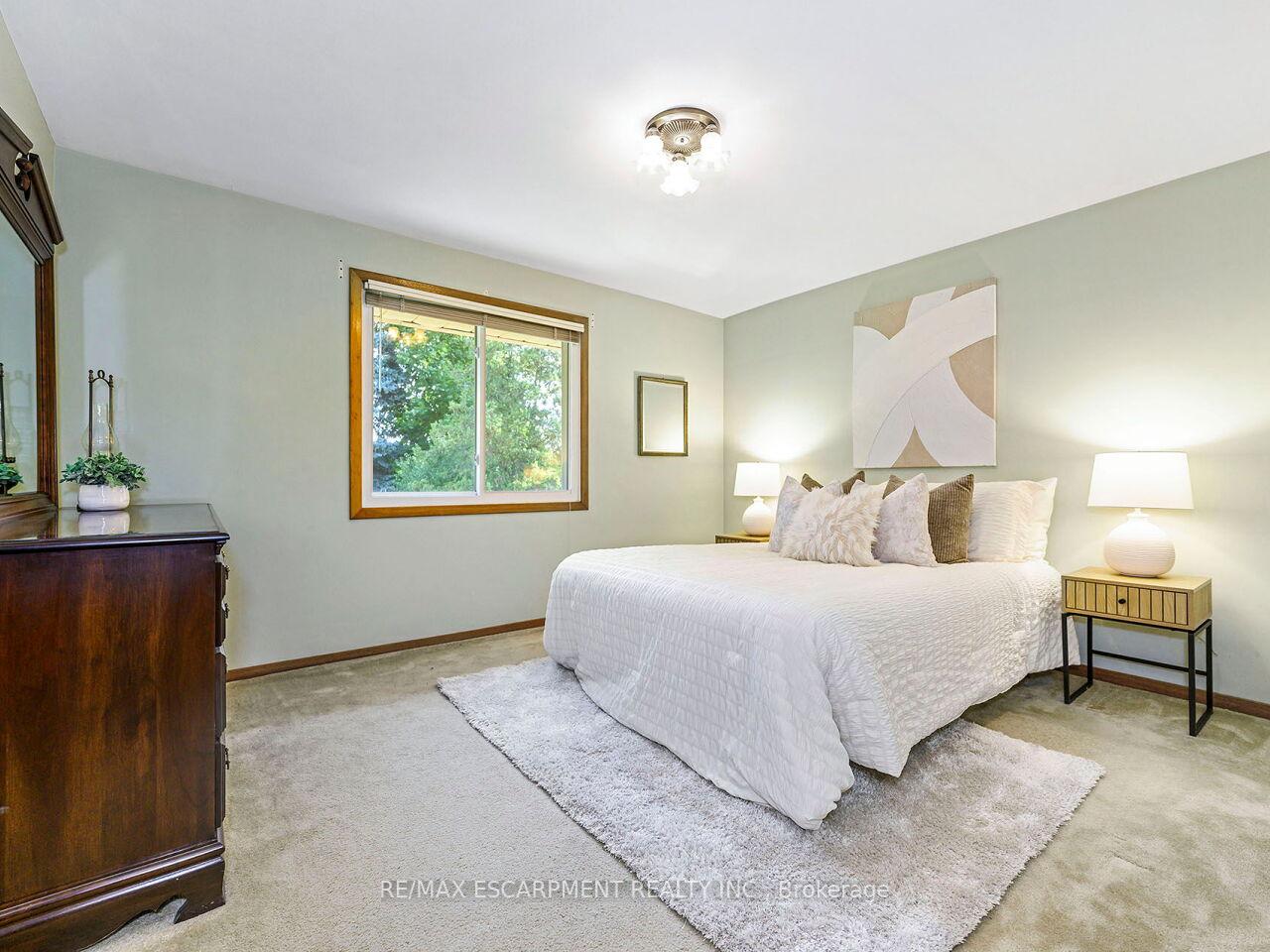 Photo 22 of 289 Cheltenham Road, Burlington, Appleby — HOMEH