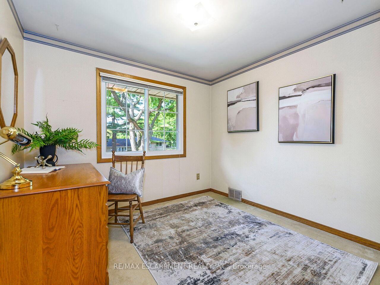 Photo 24 of 289 Cheltenham Road, Burlington, Appleby — HOMEH