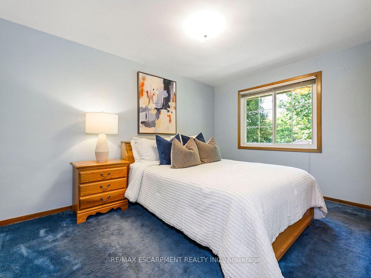 Photo 26 of 289 Cheltenham Road, Burlington, Appleby — HOMEH