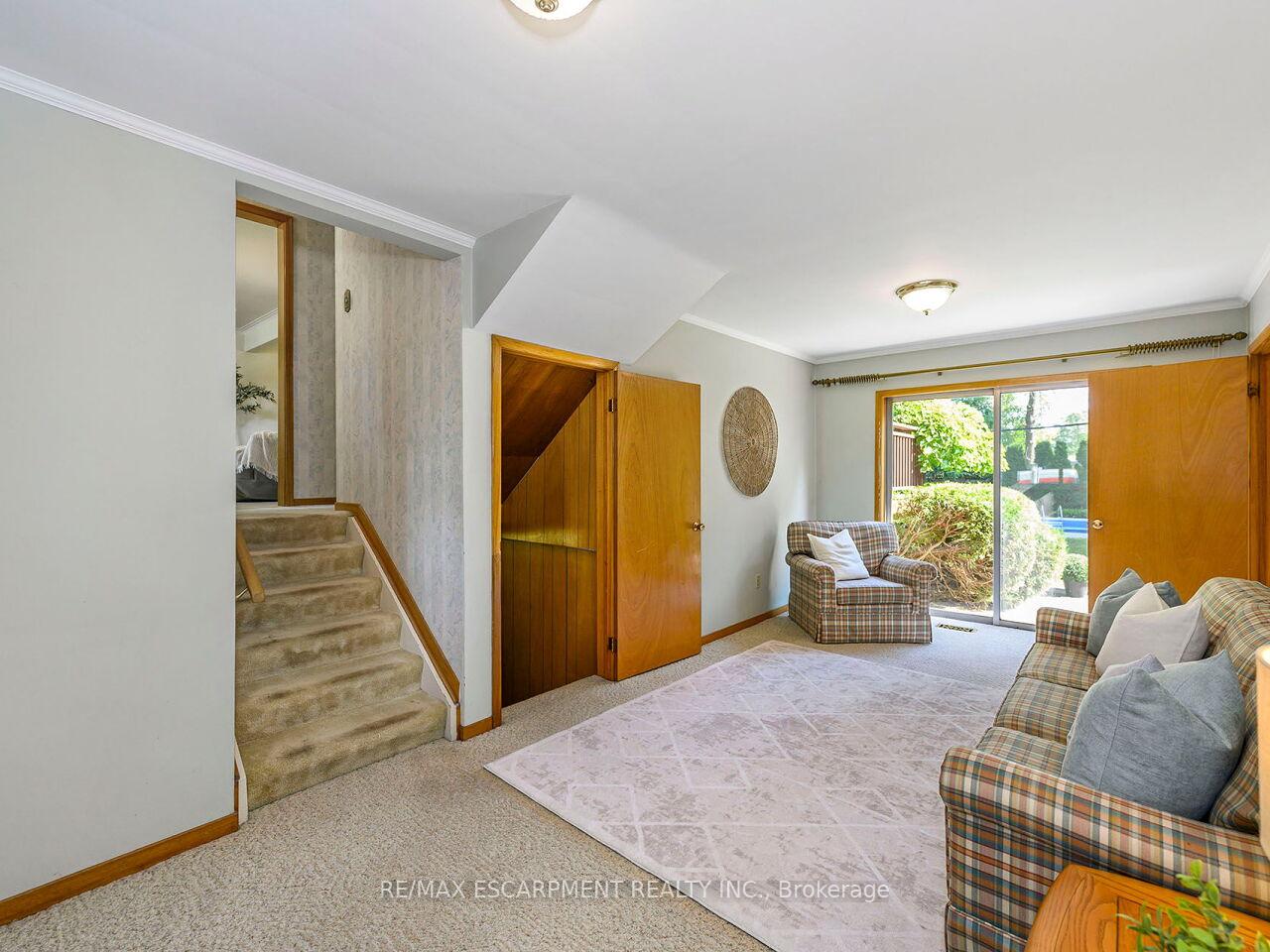 Photo 29 of 289 Cheltenham Road, Burlington, Appleby — HOMEH