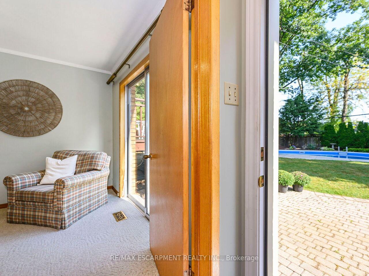 Photo 35 of 289 Cheltenham Road, Burlington, Appleby — HOMEH