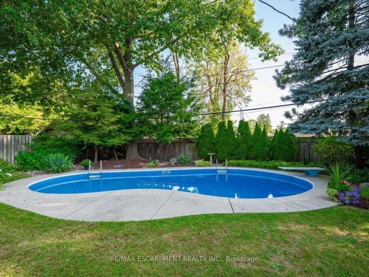 Photo 40 of 289 Cheltenham Road, Burlington, Appleby — HOMEH