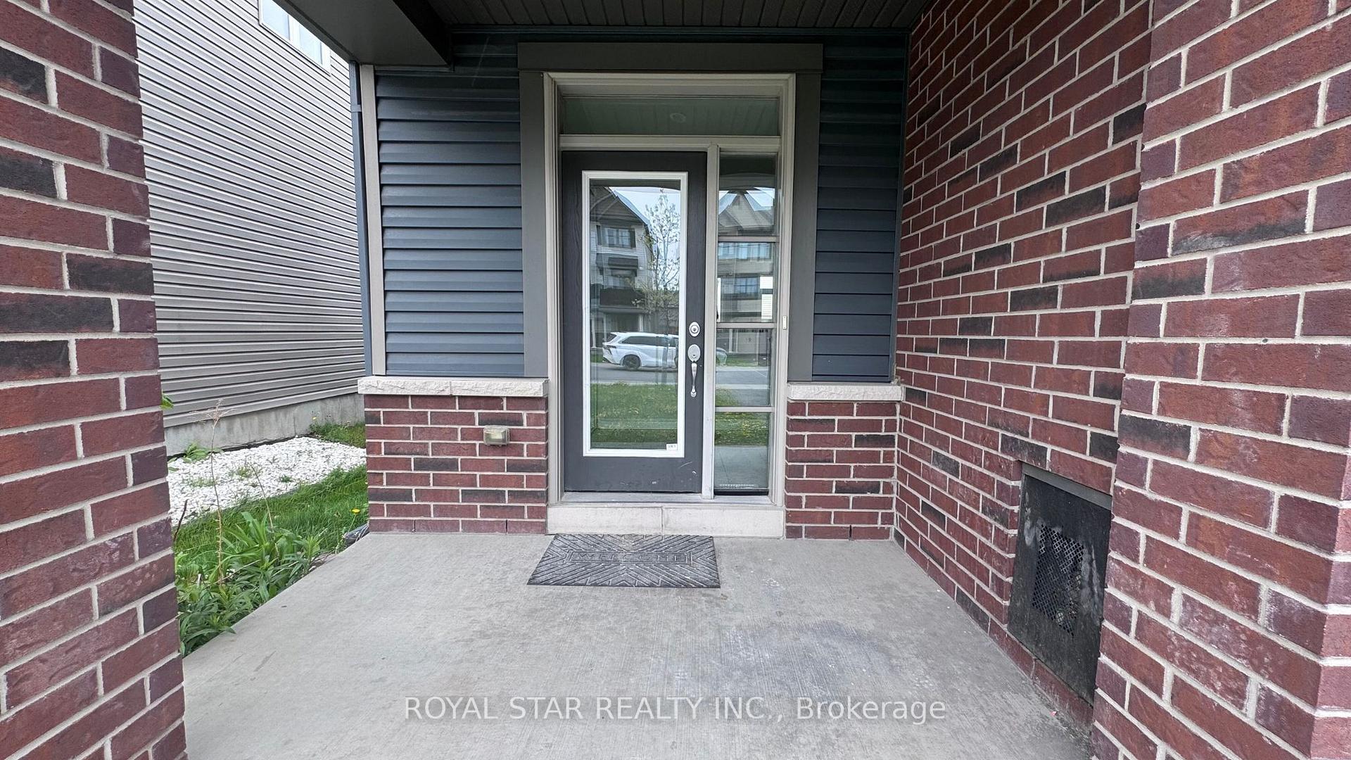 Photo 2 of 882 Kilbirnie Drive, Ottawa, Barrhaven - Half Moon Bay — HOMEH
