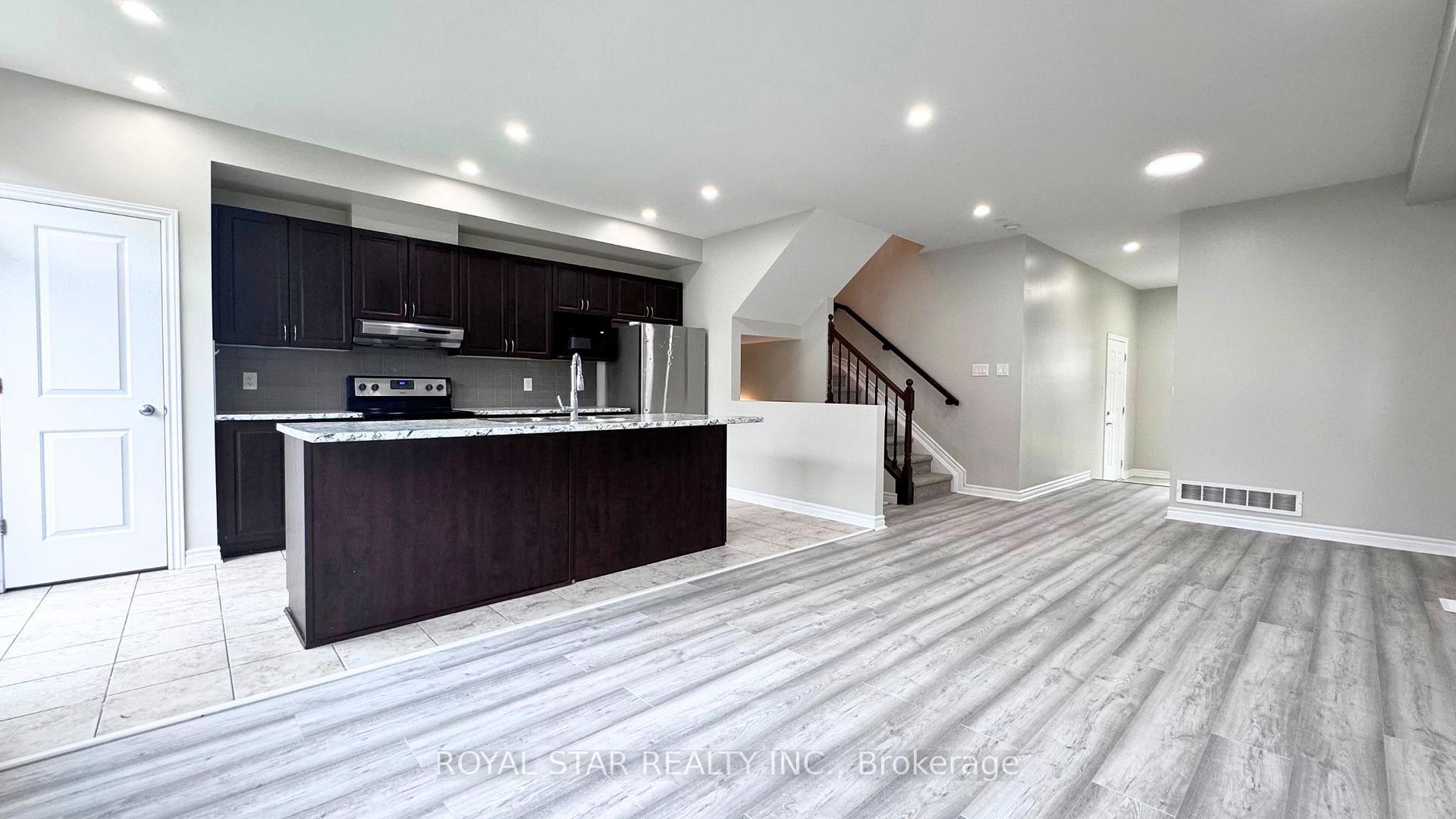 Photo 11 of 882 Kilbirnie Drive, Ottawa, Barrhaven - Half Moon Bay — HOMEH