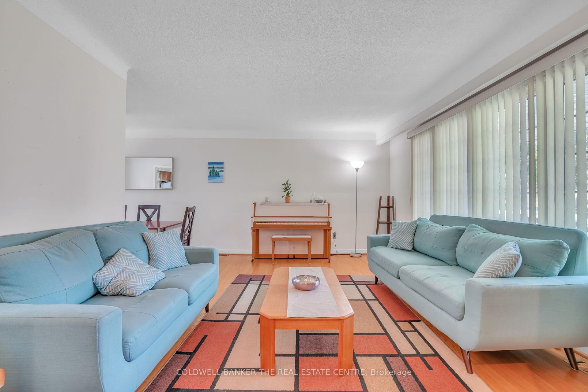 Photo 8 of 40 Springhome Road, Barrie, Allandale Heights — HOMEH