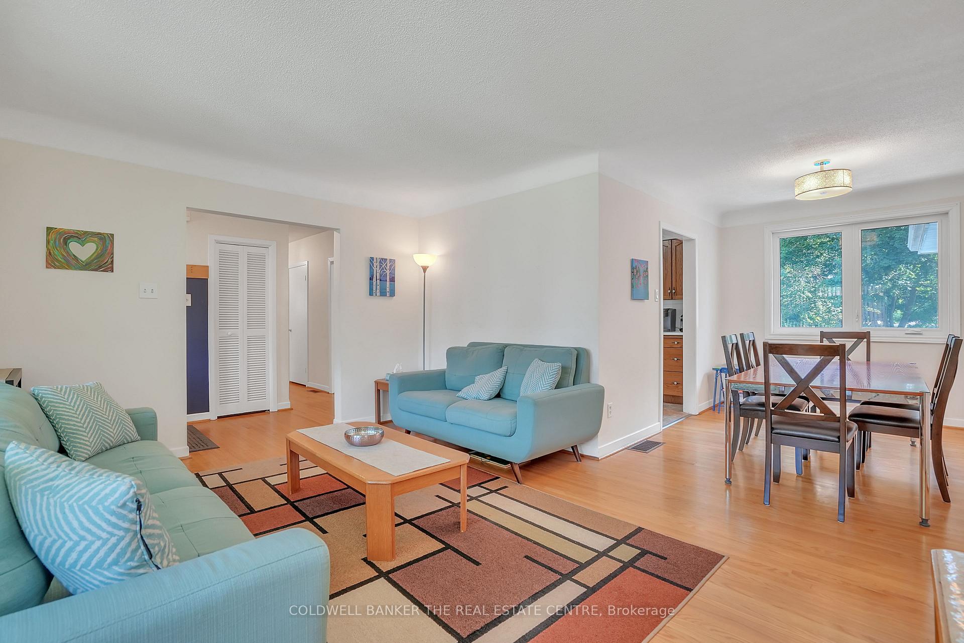Photo 11 of 40 Springhome Road, Barrie, Allandale Heights — HOMEH