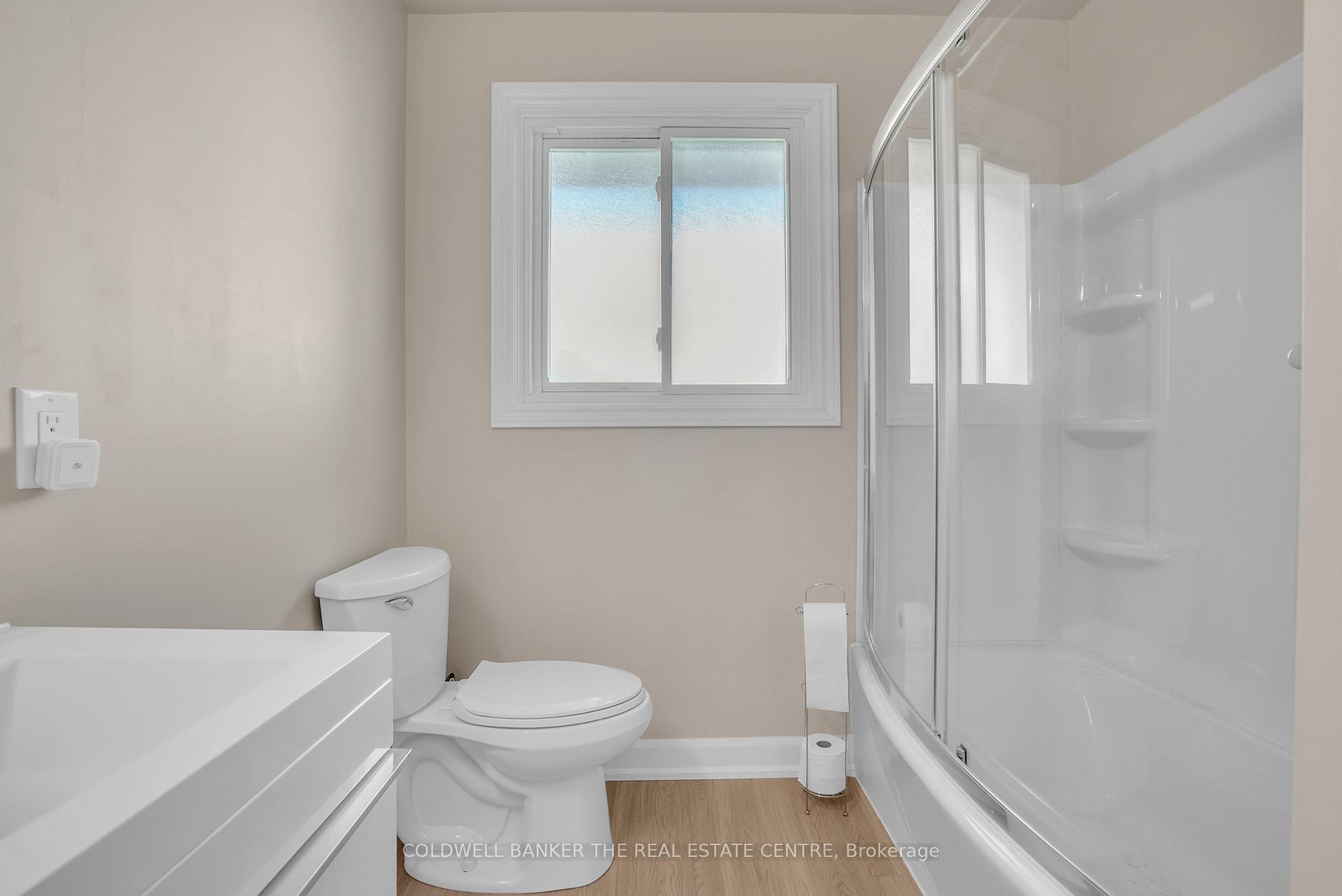Photo 21 of 40 Springhome Road, Barrie, Allandale Heights — HOMEH