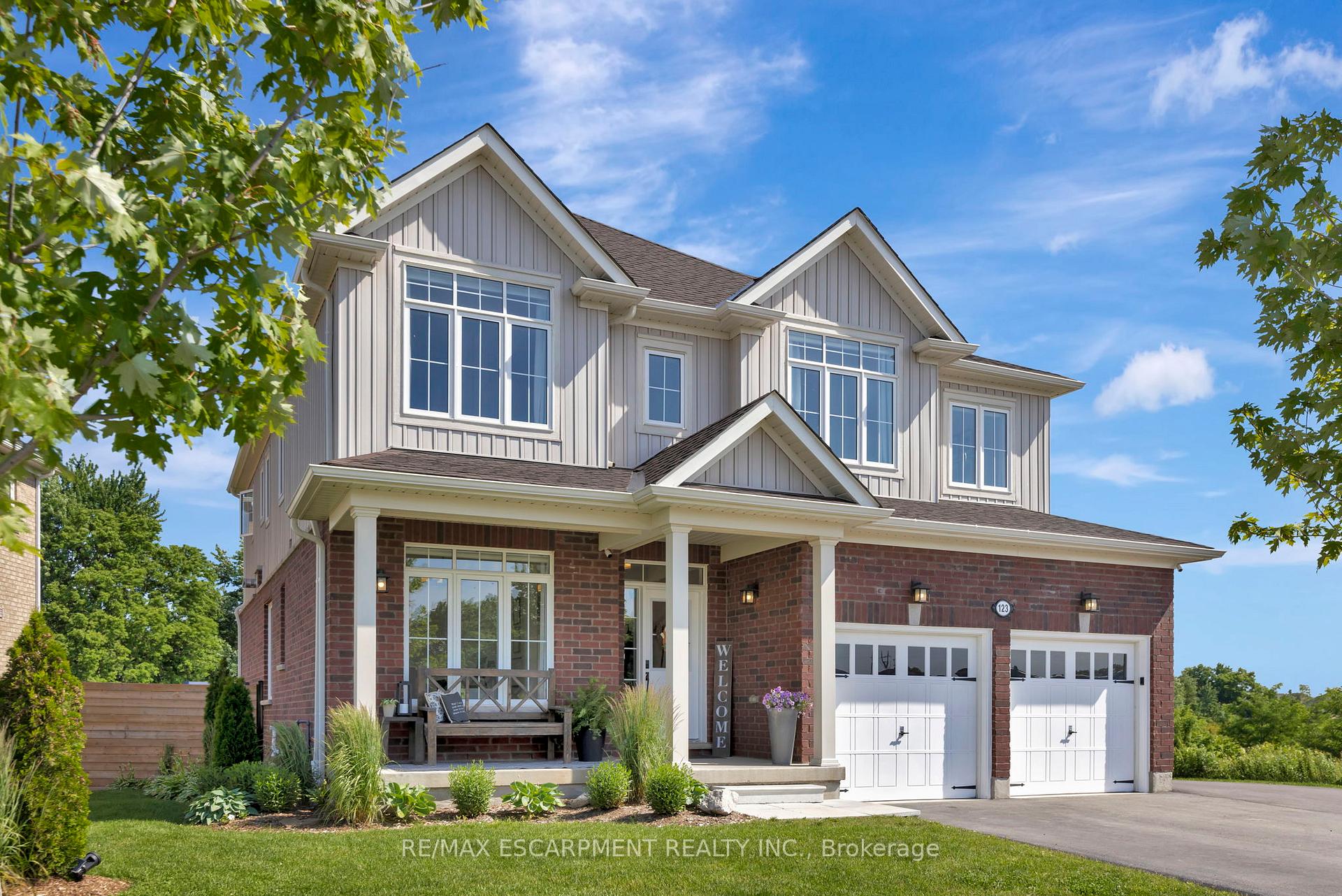 Photo 2 of 123 Hartley Avenue, Brant, Paris — HOMEH