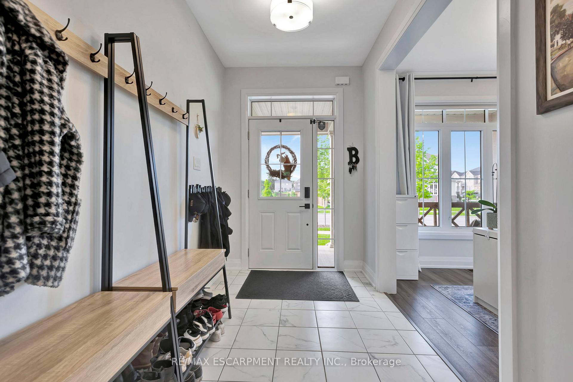Photo 5 of 123 Hartley Avenue, Brant, Paris — HOMEH
