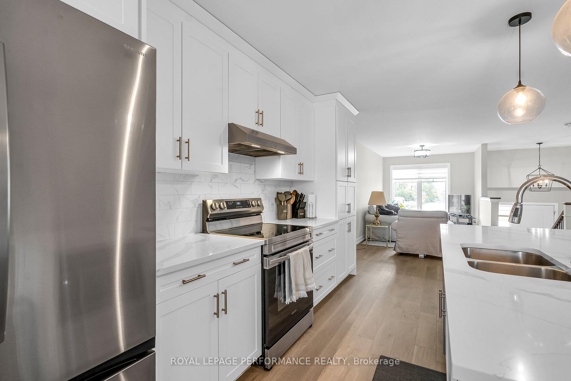 Photo 7 of 352 Tollgate Road E, Cornwall — HOMEH