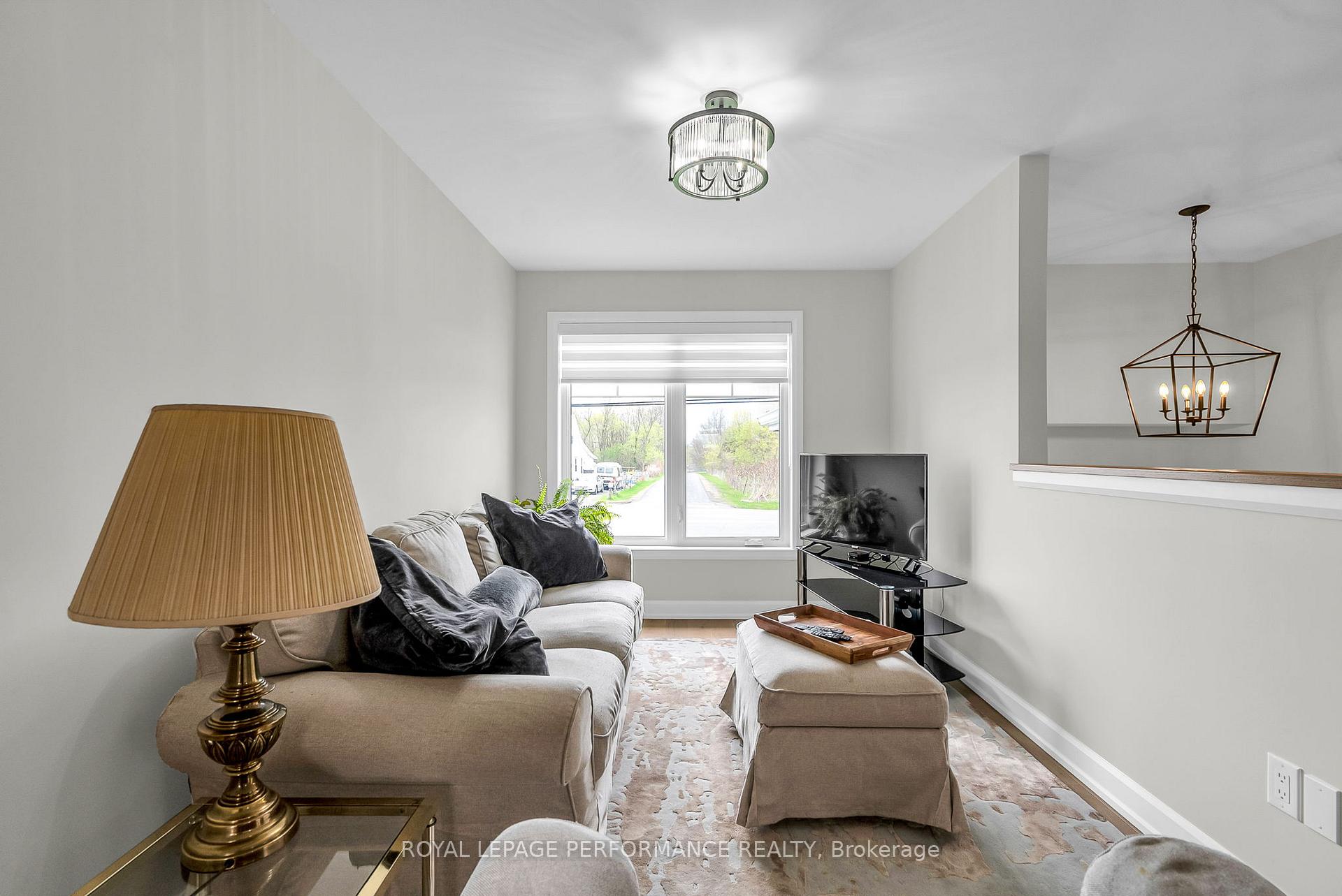 Photo 9 of 352 Tollgate Road E, Cornwall — HOMEH