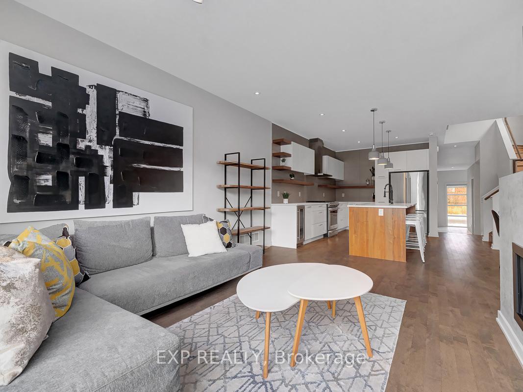 Photo 10 of 499 Markdale Terrace, Ottawa, Riverside South/Gloucester Glen — HOMEH