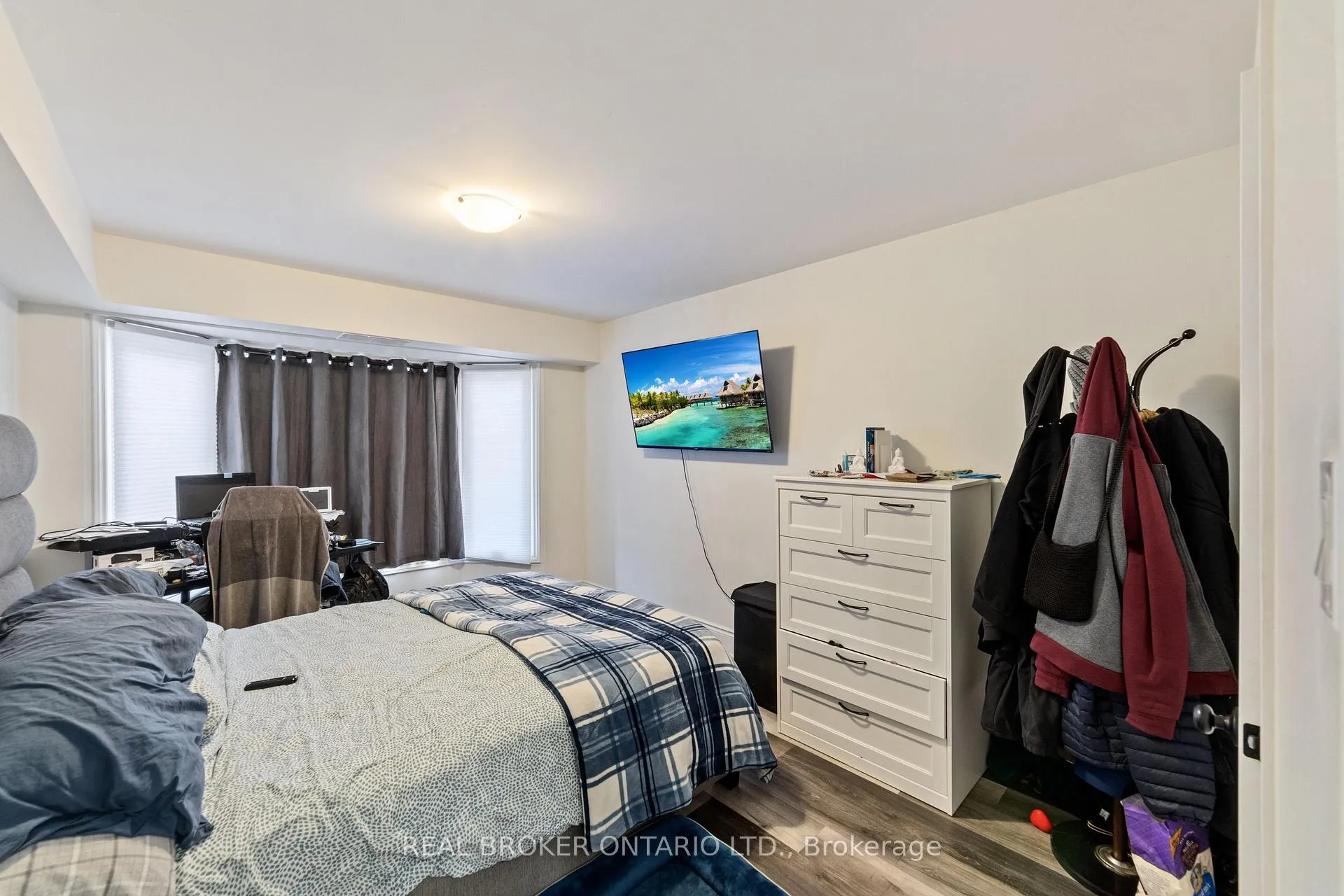 Photo 18 of 220 Caroline Street S, Hamilton, Durand — HOMEH