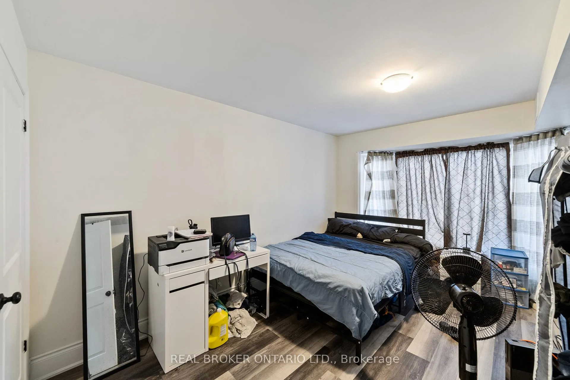 Photo 20 of 220 Caroline Street S, Hamilton, Durand — HOMEH