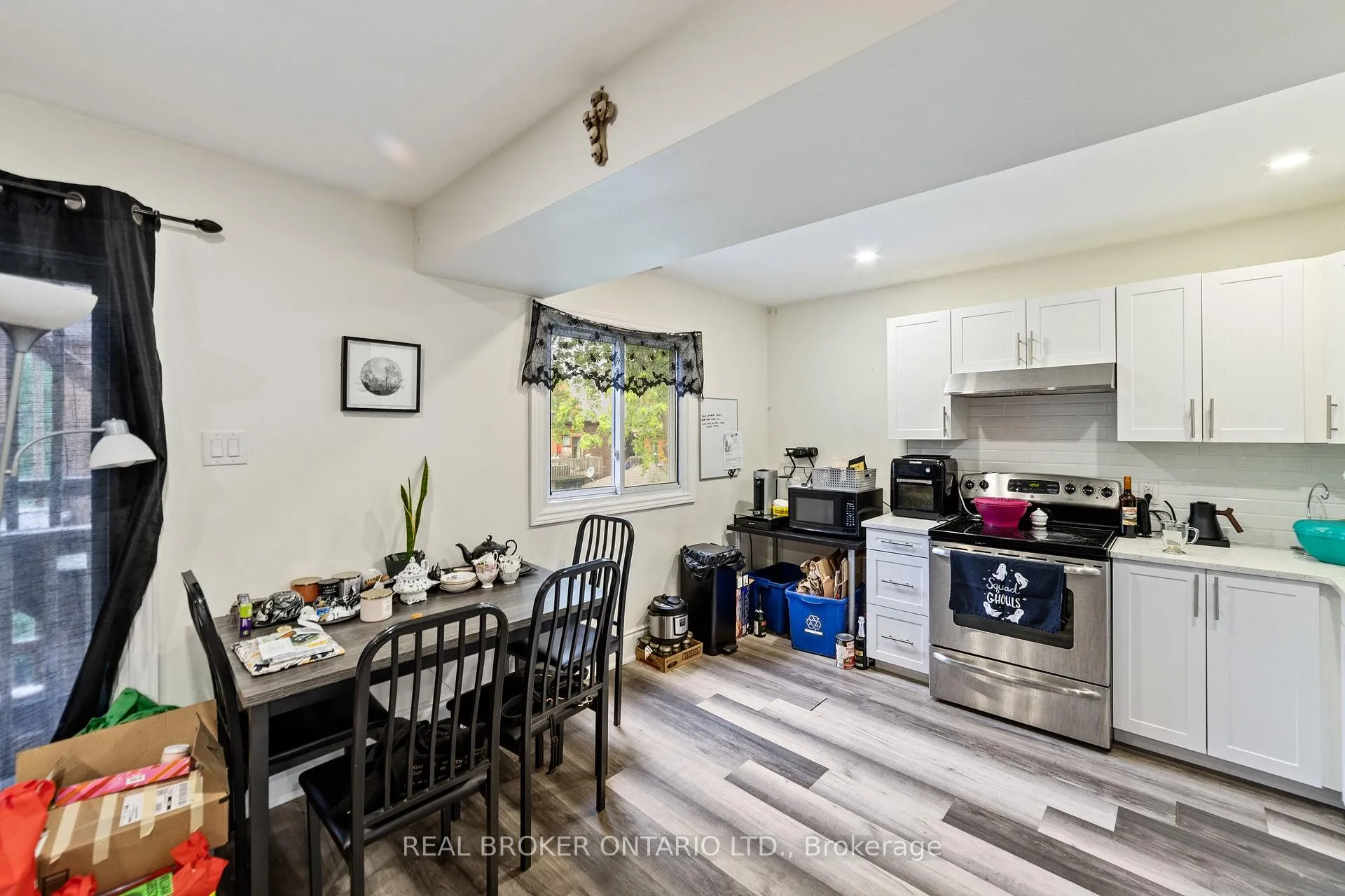 Photo 35 of 220 Caroline Street S, Hamilton, Durand — HOMEH